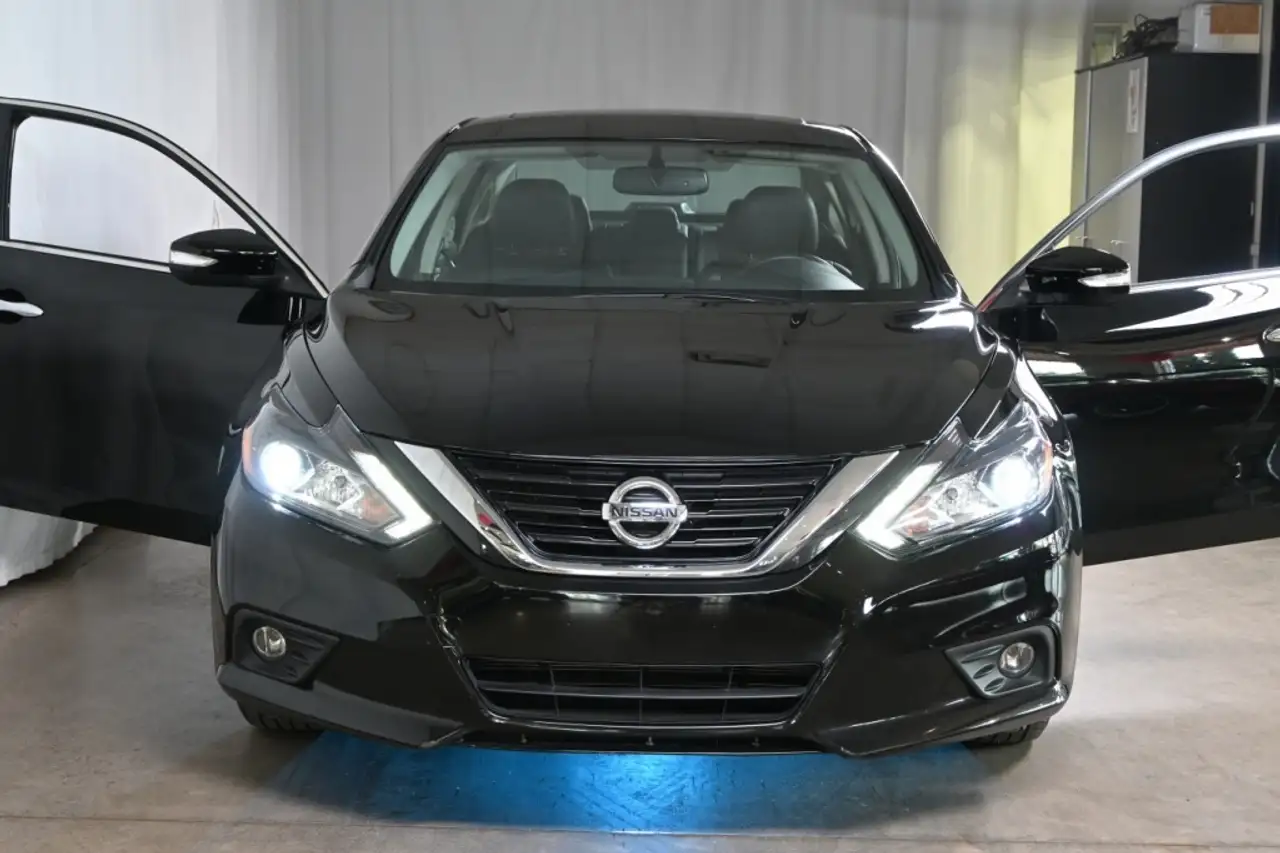 Nissan Altima photo Nissan Altima