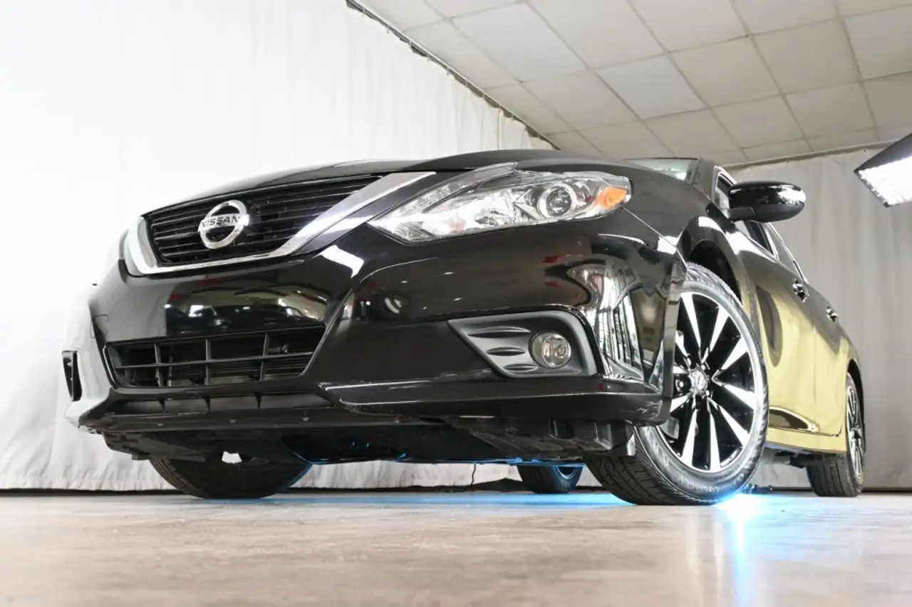 Nissan Altima photo Nissan Altima