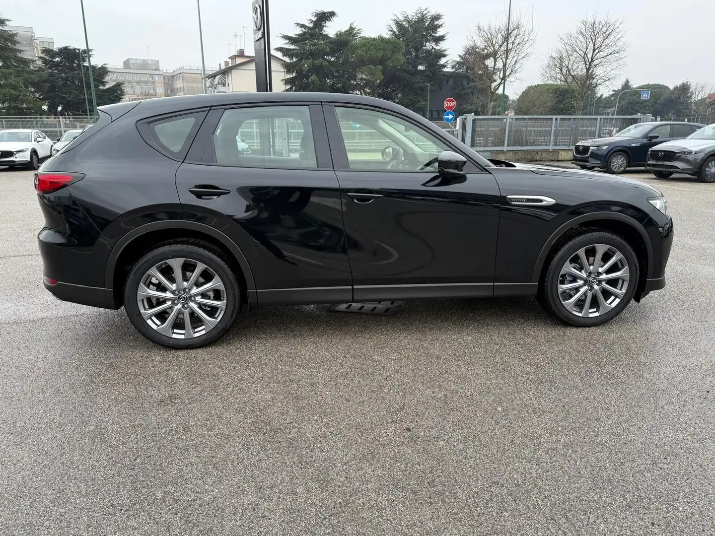 Mazda CX-60 3.3L e-Skyactiv D 249 CV M Hybrid AWD Exclusive Li Černá - 2