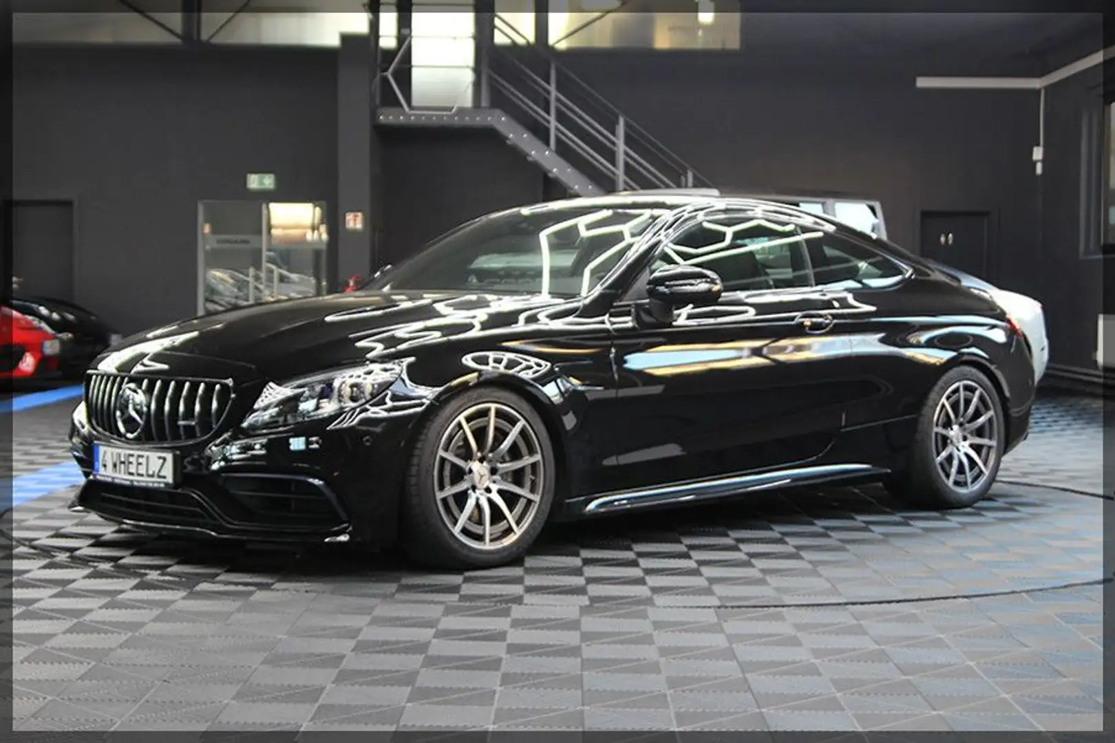 Mercedes-Benz C 63 AMG C63 AMG LUFTFAHRWERK / PANO / CAM / NAVI Schwarz - 2
