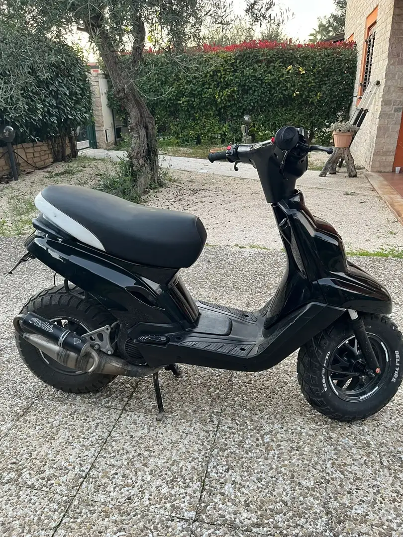 Yamaha BWs Negro - 1