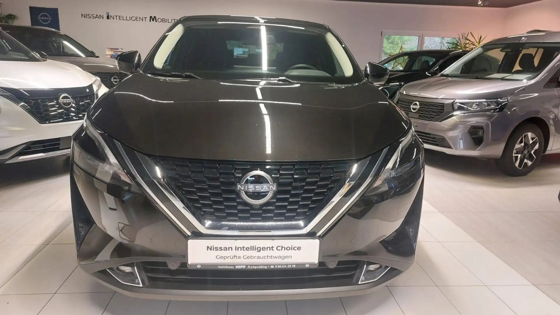 Nissan Qashqai 1.3 DIG-T MHEV 158PS Xtronic N-Connecta Schwarz - 2