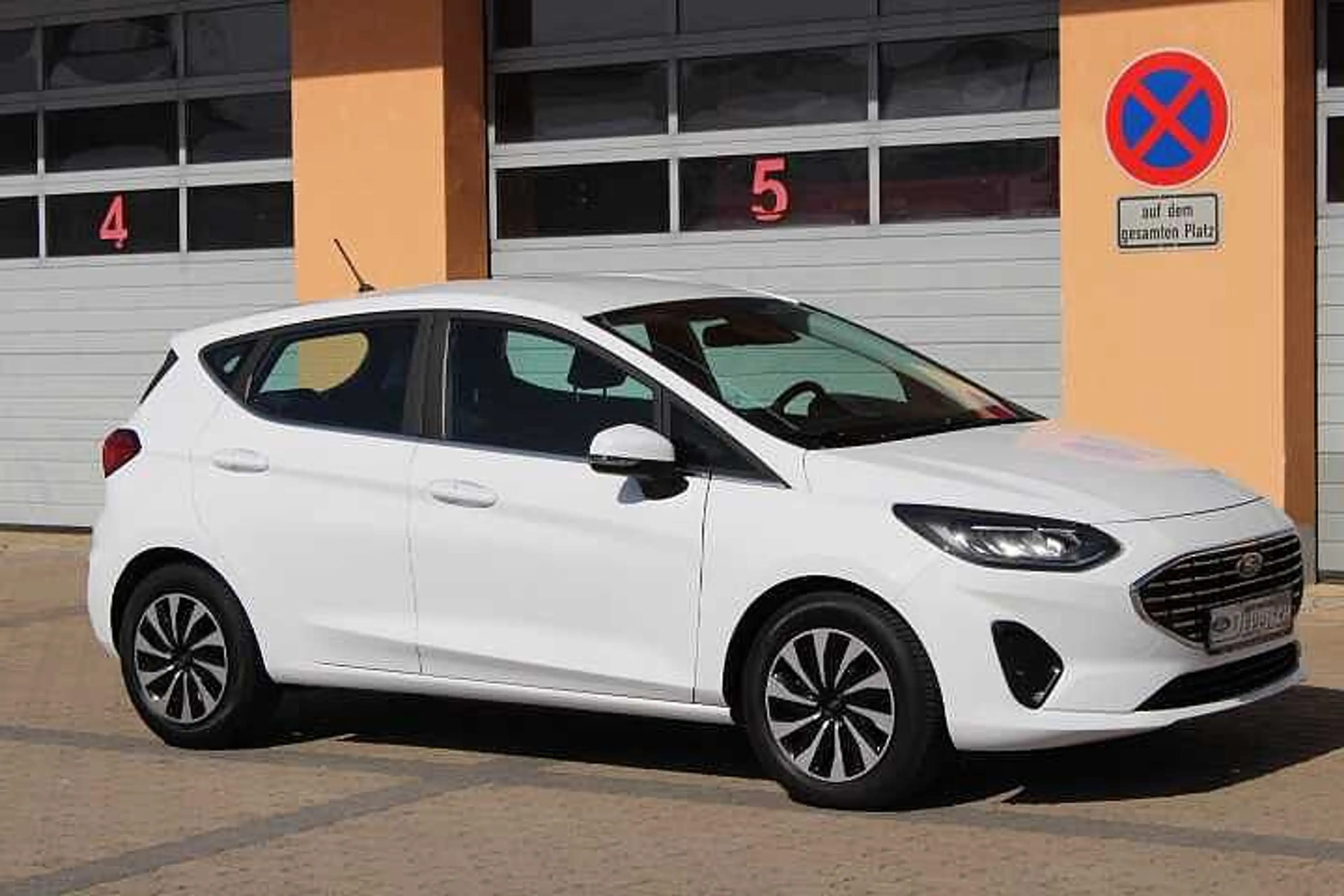 Ford Fiesta Titanium — photo 22