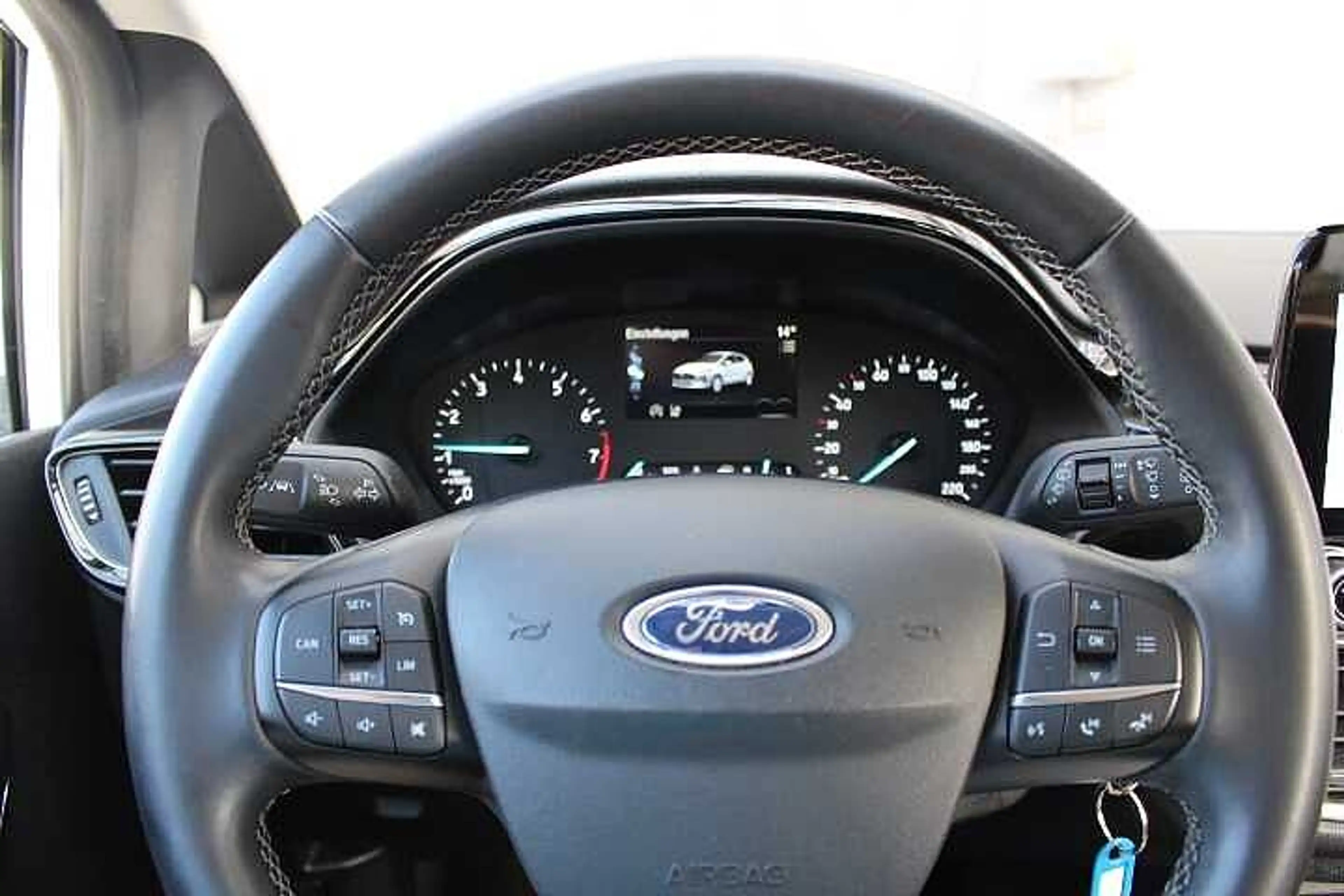 Ford Fiesta Titanium — photo 5