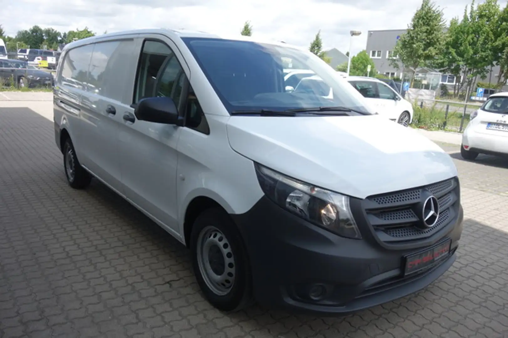 Mercedes-Benz Vito 114 CDI Kasten extralang AHK/REGAL/KAM/NAVI White - 2