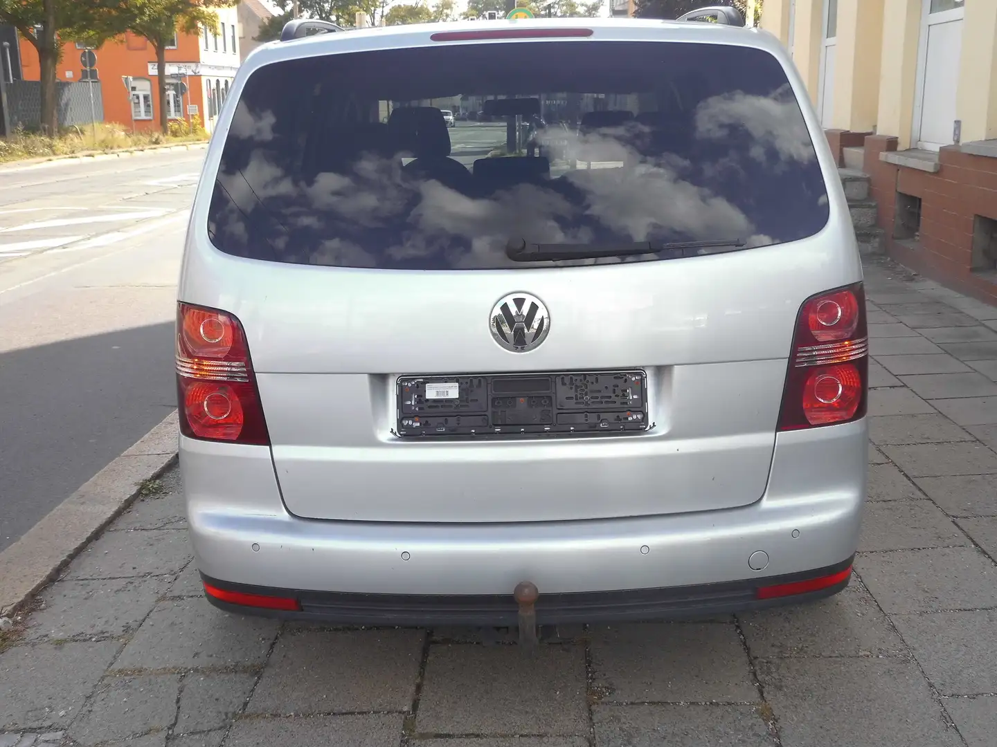 Volkswagen Touran Trendline Silber - 2