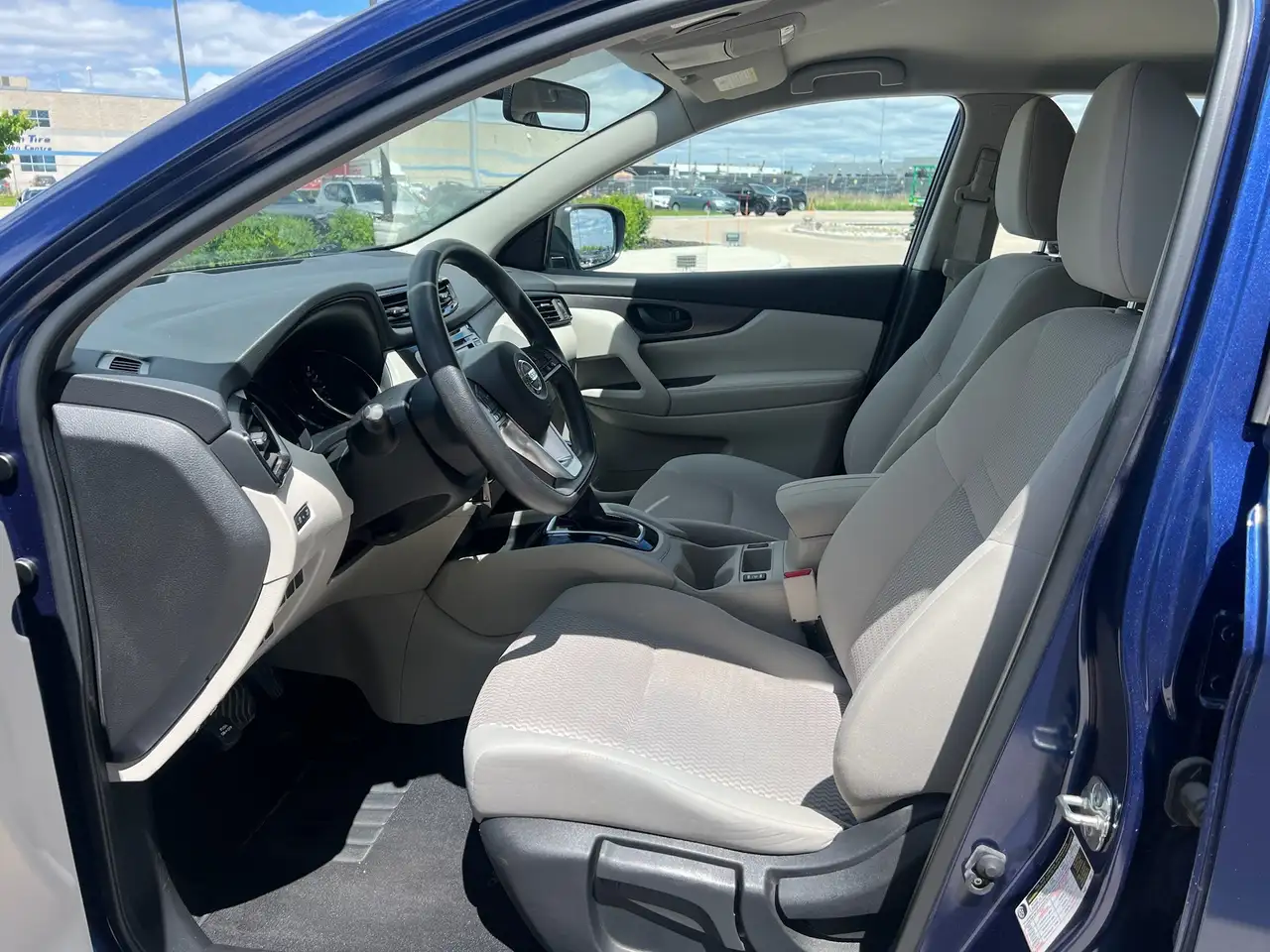 Nissan Qashqai photo Nissan Qashqai