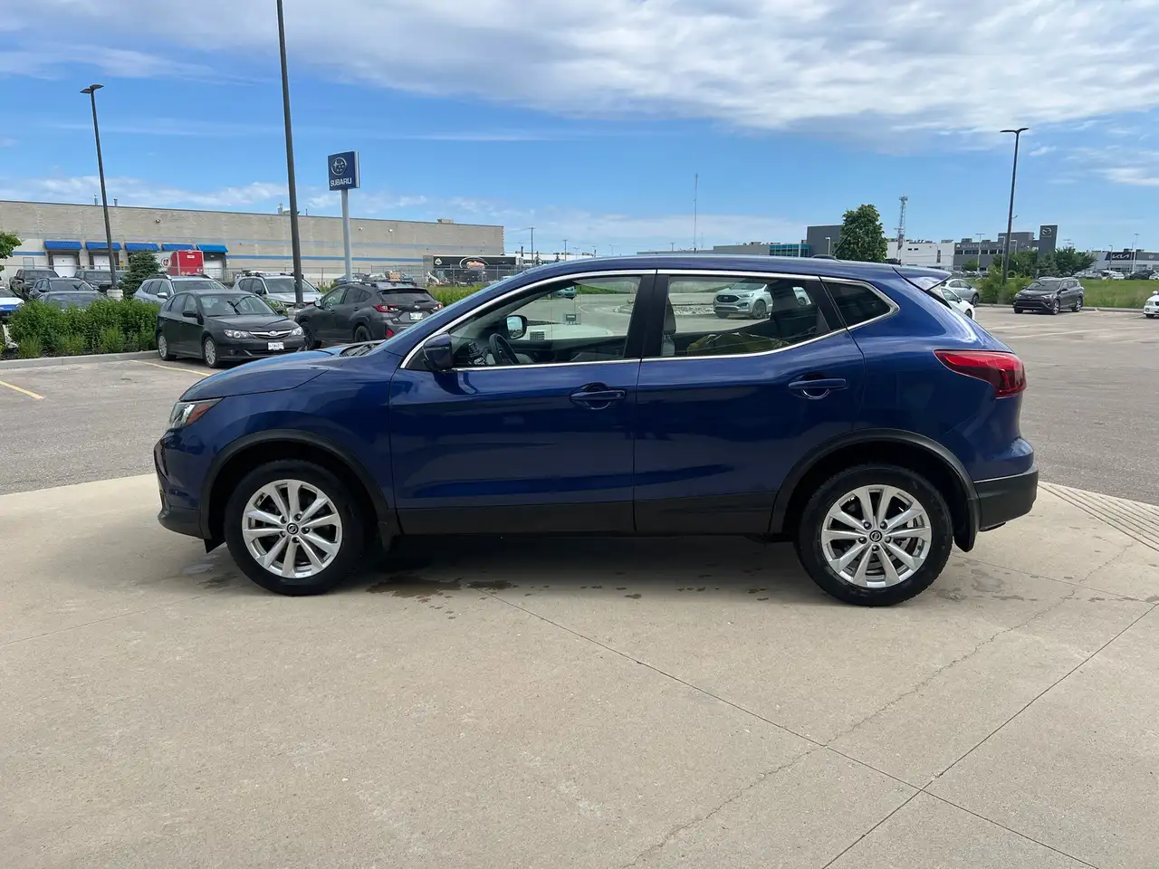 Nissan Qashqai photo Nissan Qashqai