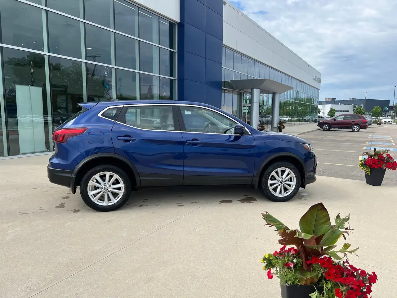 Nissan Qashqai photo Nissan Qashqai