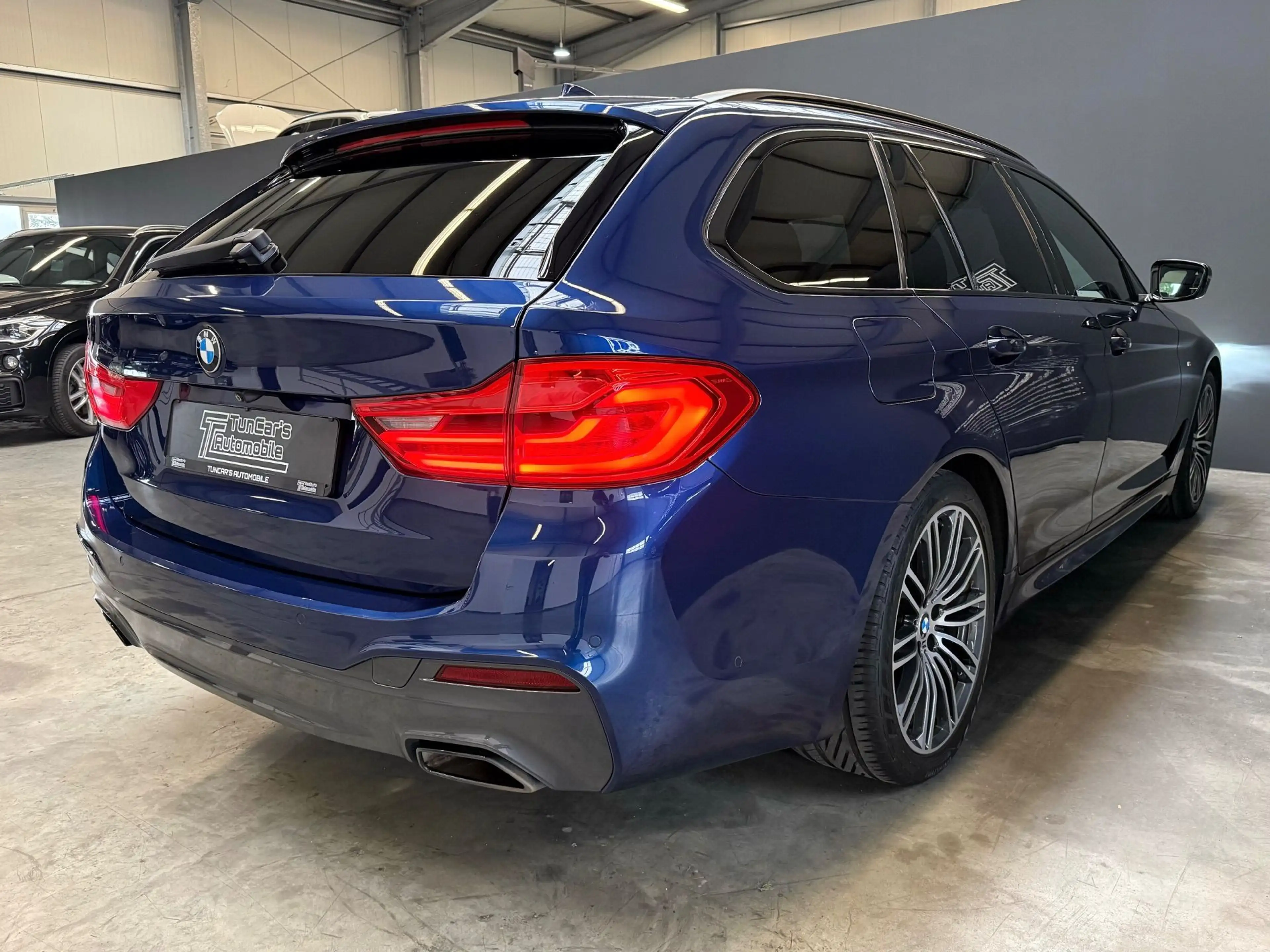 BMW 520 d M Sport /LED/AHK/HiFI/HUD — photo 5