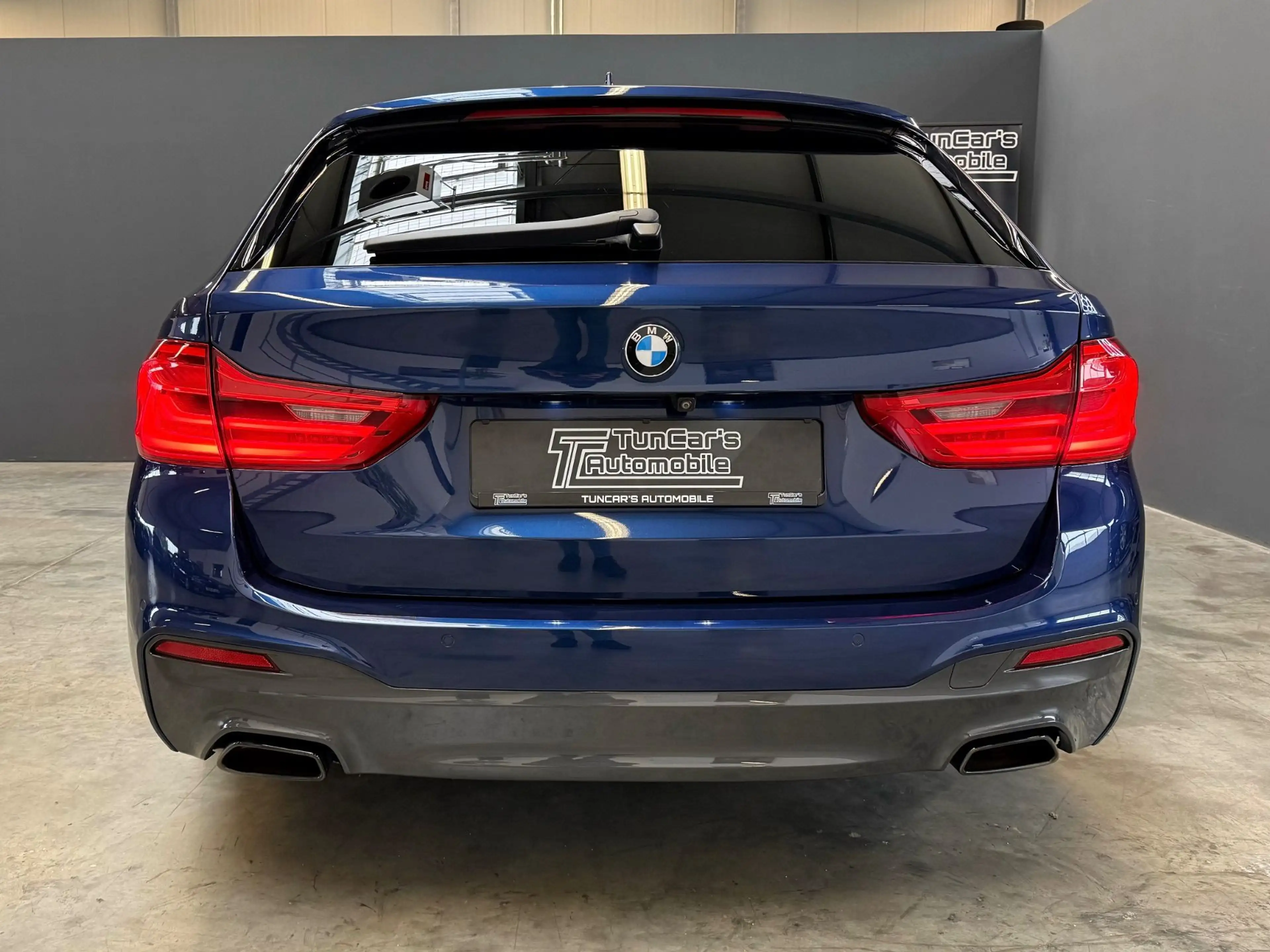 BMW 520 d M Sport /LED/AHK/HiFI/HUD — photo 4