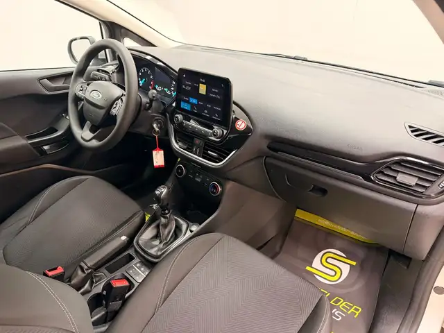 Ford Fiesta view 15