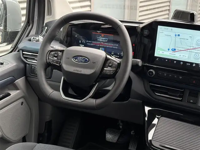 Ford Tourneo Custom Active L1H1 PHEV Ansicht 6