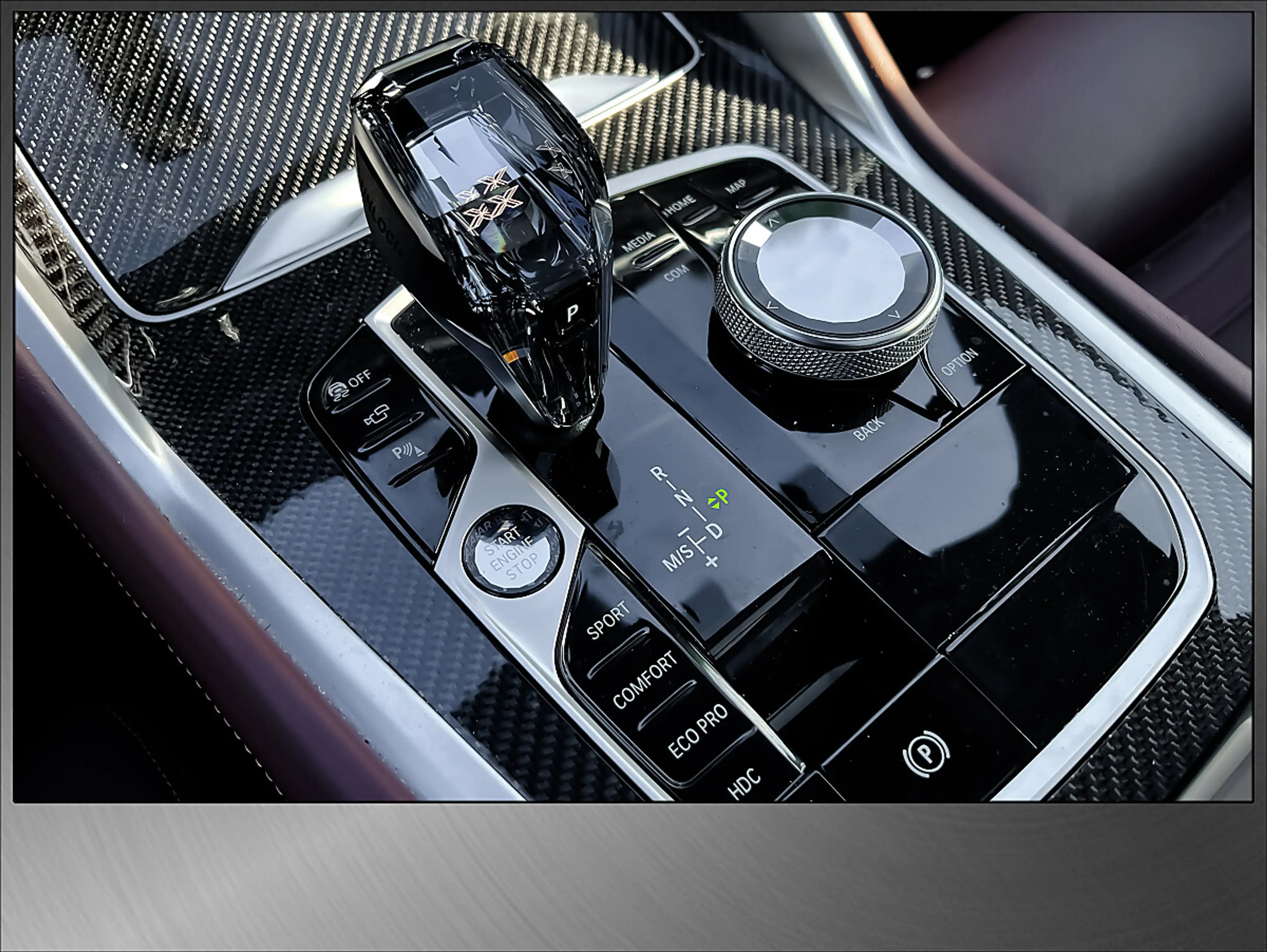 BMW X6 xDrive40d /M-Sport/360°/Pano/Sitzklima/Apple Ca... — photo 10