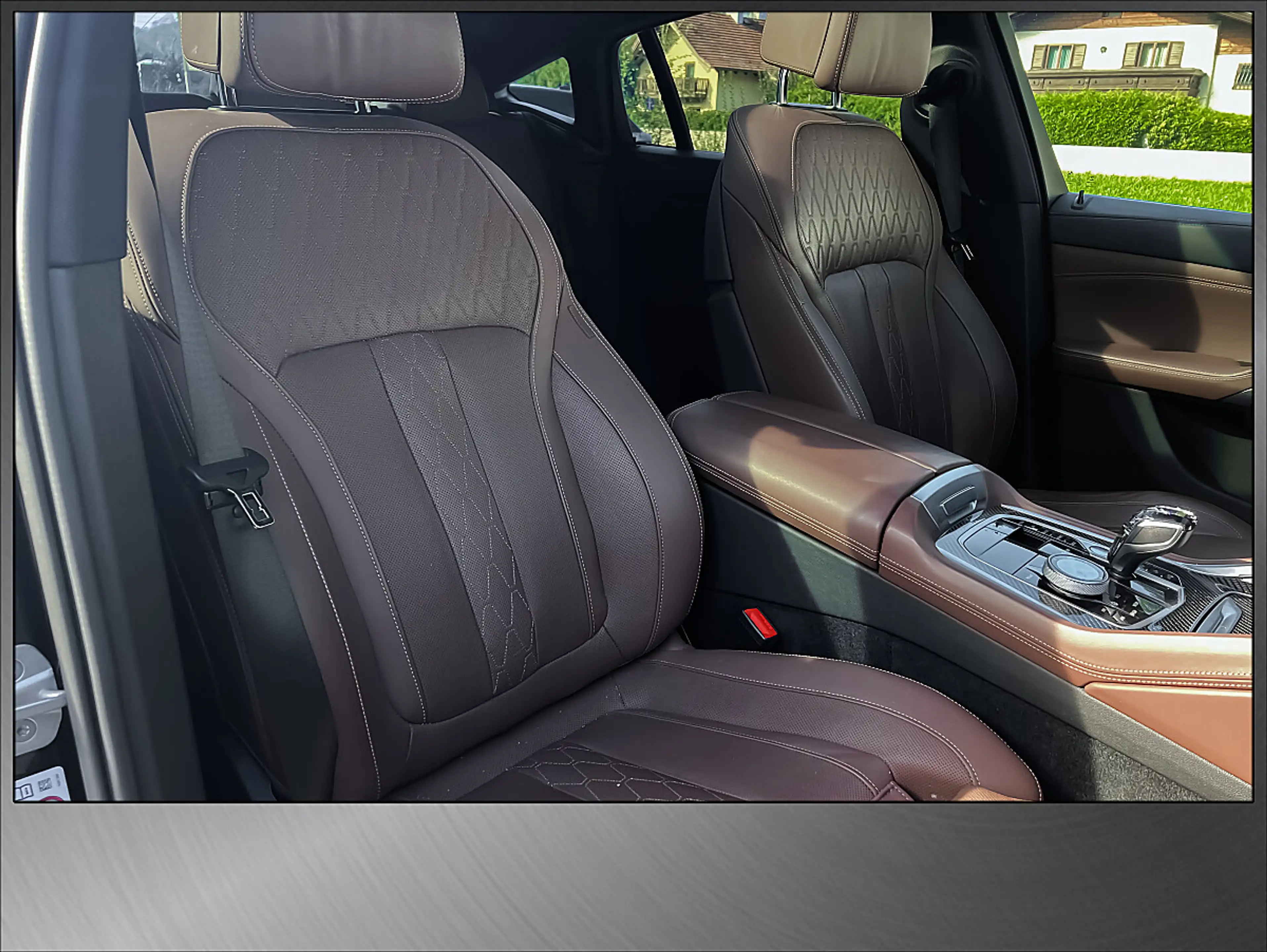 BMW X6 xDrive40d /M-Sport/360°/Pano/Sitzklima/Apple Ca... — photo 6