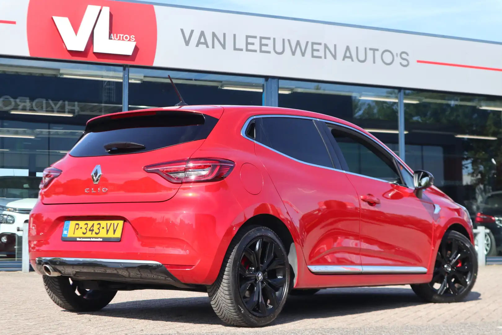 Renault Clio 1.3 TCe Initiale Paris | Navigatie | Automaat | St Red - 2