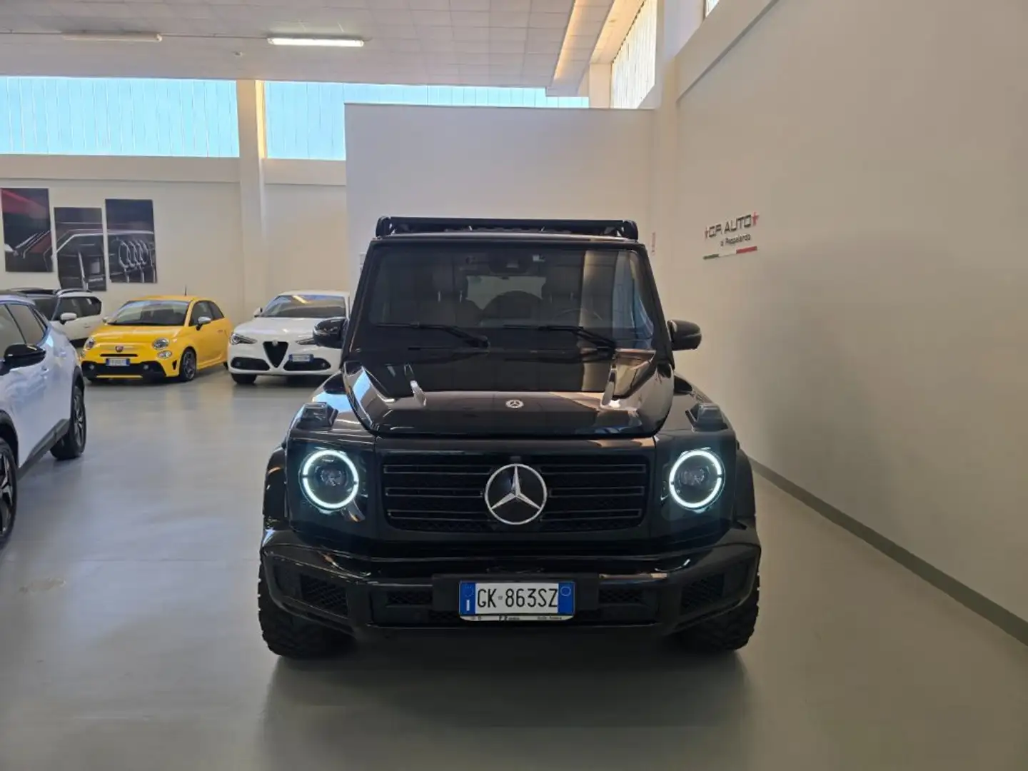 Mercedes-Benz G 400 d S.W. AMG Line Vert - 2