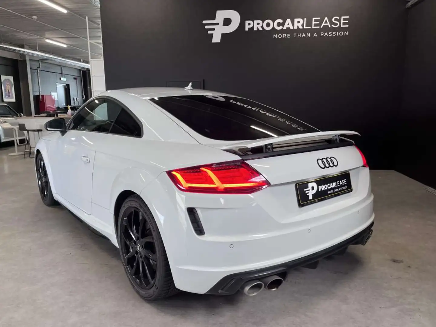 Audi TTS coupe QUATTRO 2.0 TFSI/ S-LINE/ 320PS/ BANG\u0026  Blanc - 2