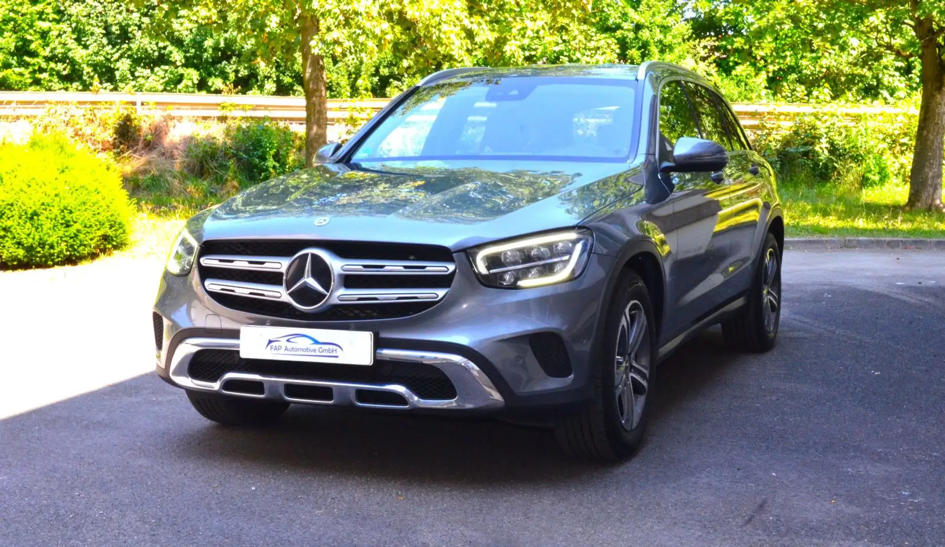 Mercedes-Benz GLC 220 d 4Matic TOP ZUSTAND Gris - 1