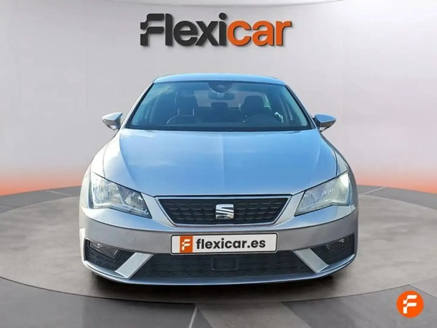SEAT Leon ST 1.5 TSI S&S Style 130 Gris - 2