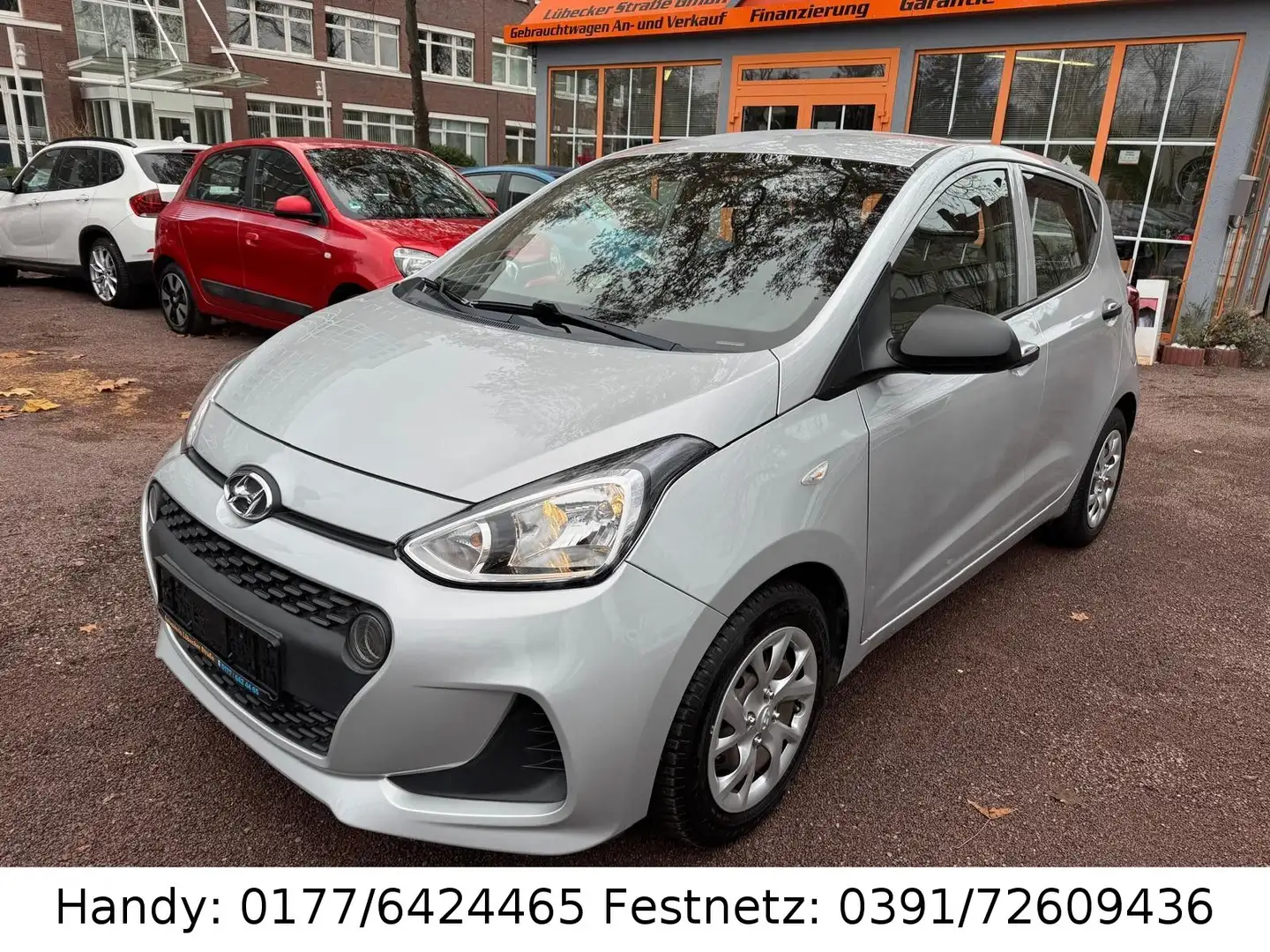 Hyundai i10 1.0 KLIMA/el.FH/ZENTRALE/ Silber - 1
