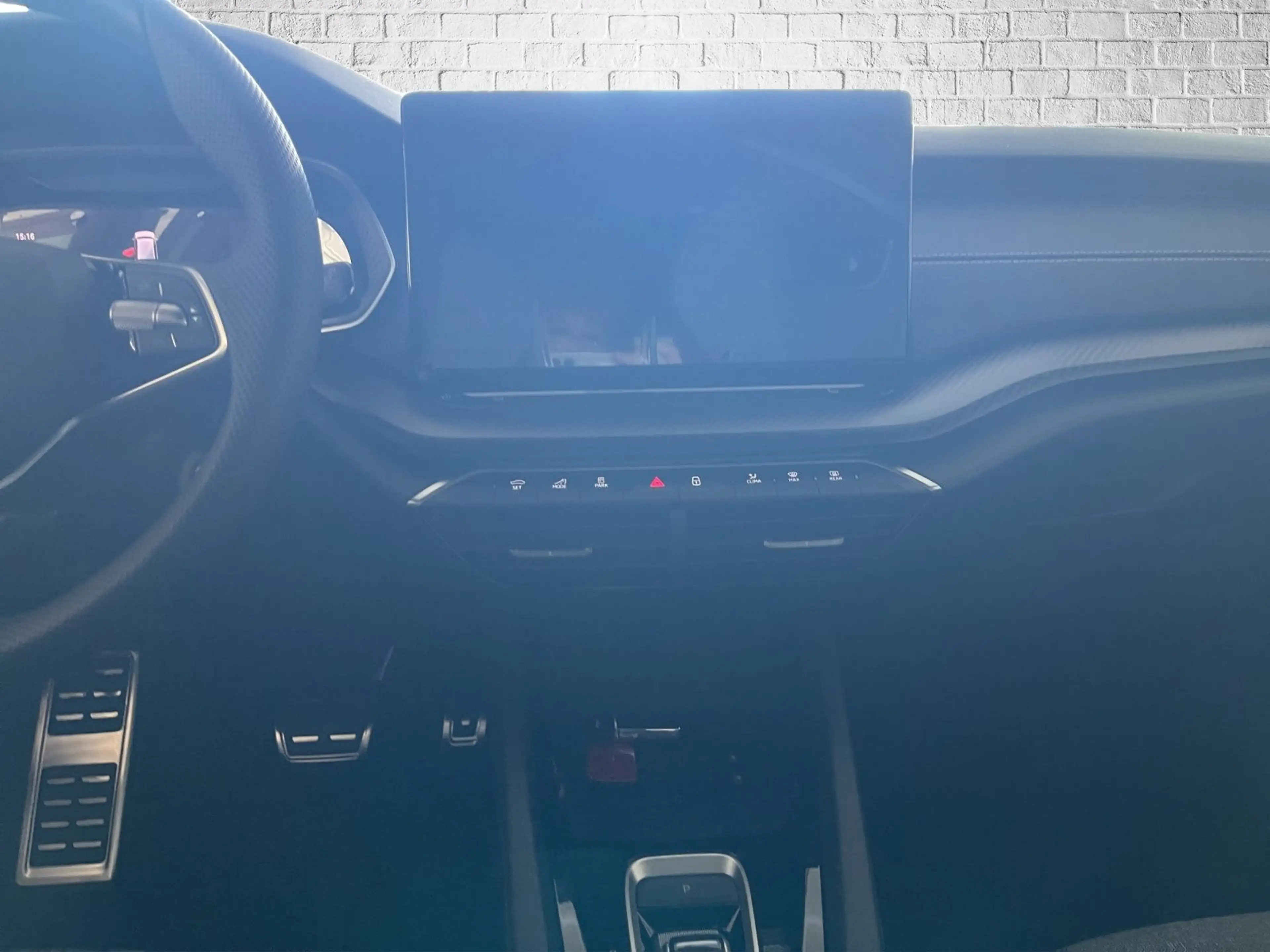 Skoda Octavia Combi 1.5 TSI mHEV DSG - Sportline — photo 14