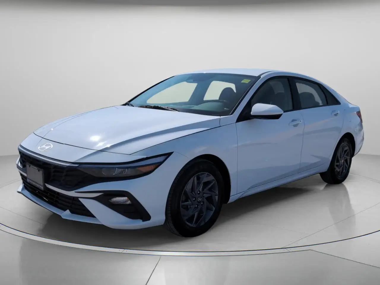 Hyundai ELANTRA снимка Hyundai ELANTRA