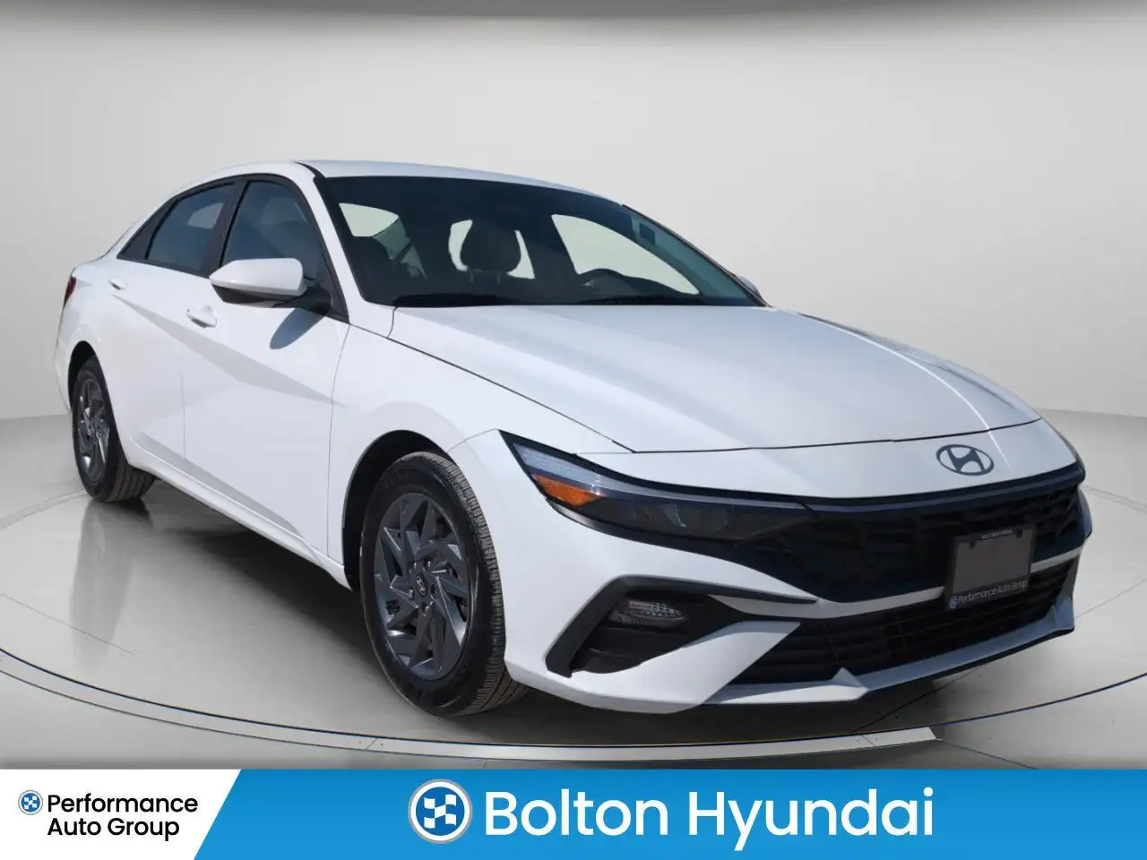 Hyundai ELANTRA снимка Hyundai ELANTRA