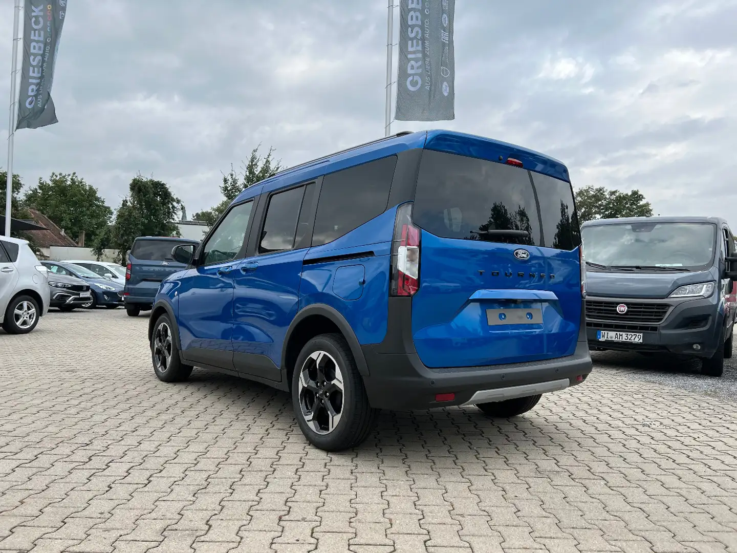 Ford Tourneo Courier 1.0 EcoBoost Active Navi ACC Alu Blue - 2