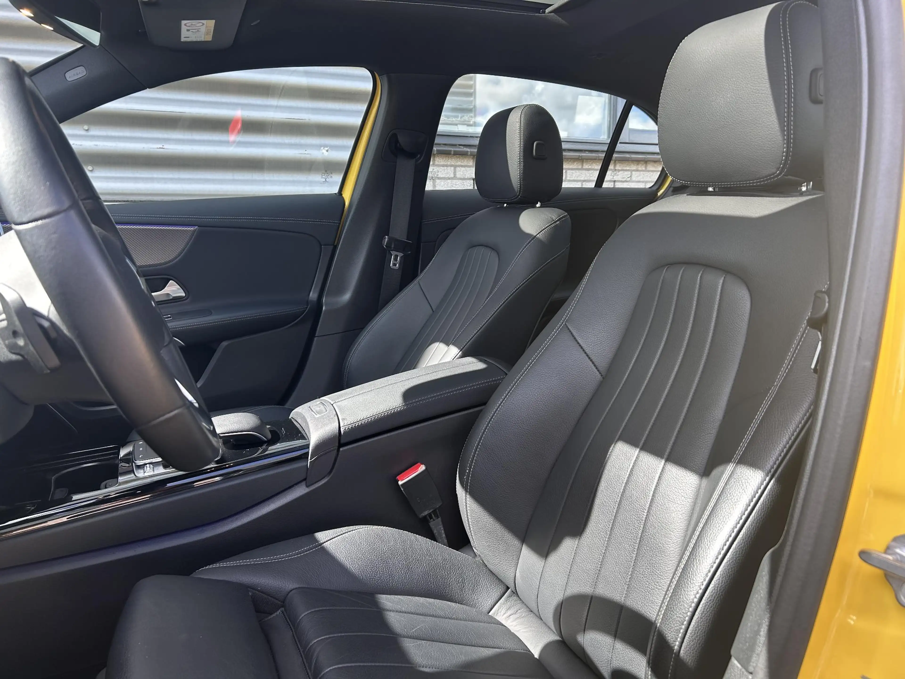 Mercedes-Benz A 220 Launch Edition Premium Plus | Panoramadak | Burmes — photo 11