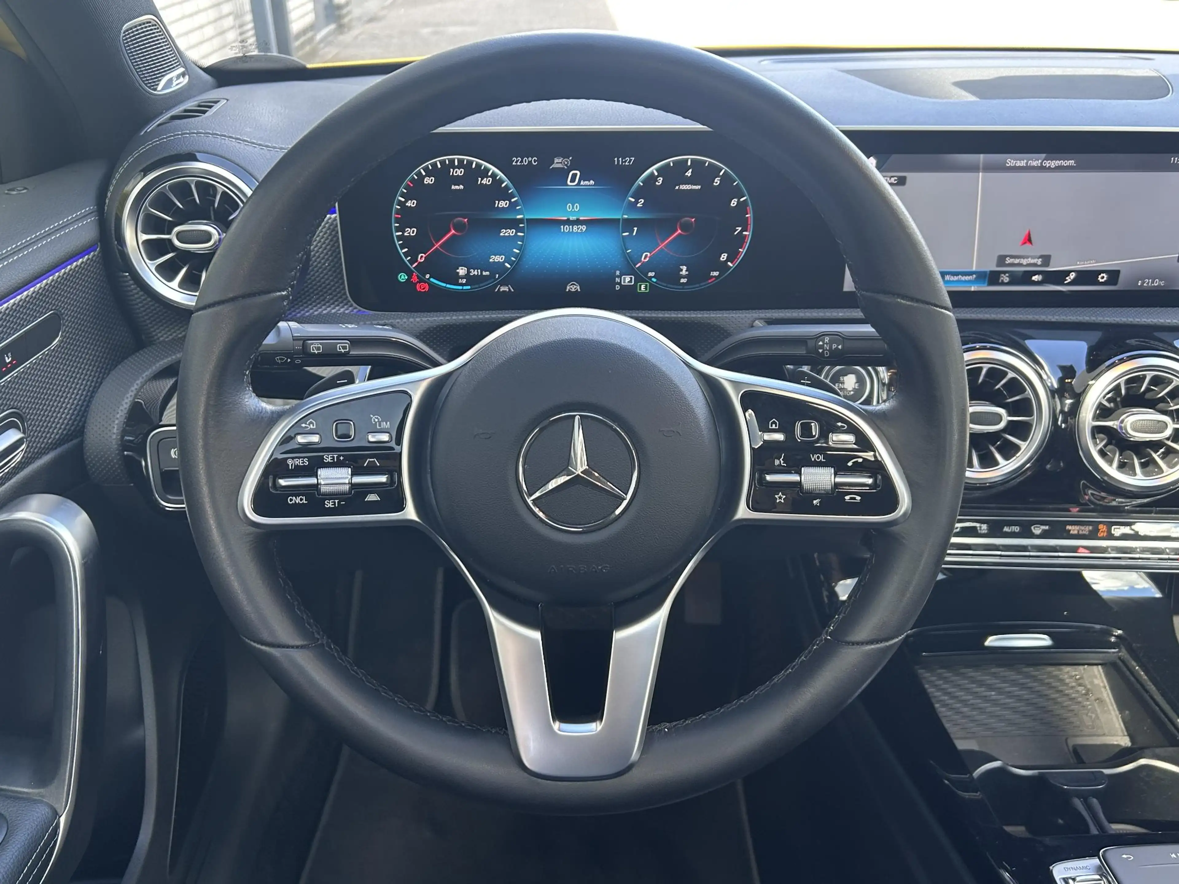 Mercedes-Benz A 220 Launch Edition Premium Plus | Panoramadak | Burmes — photo 12