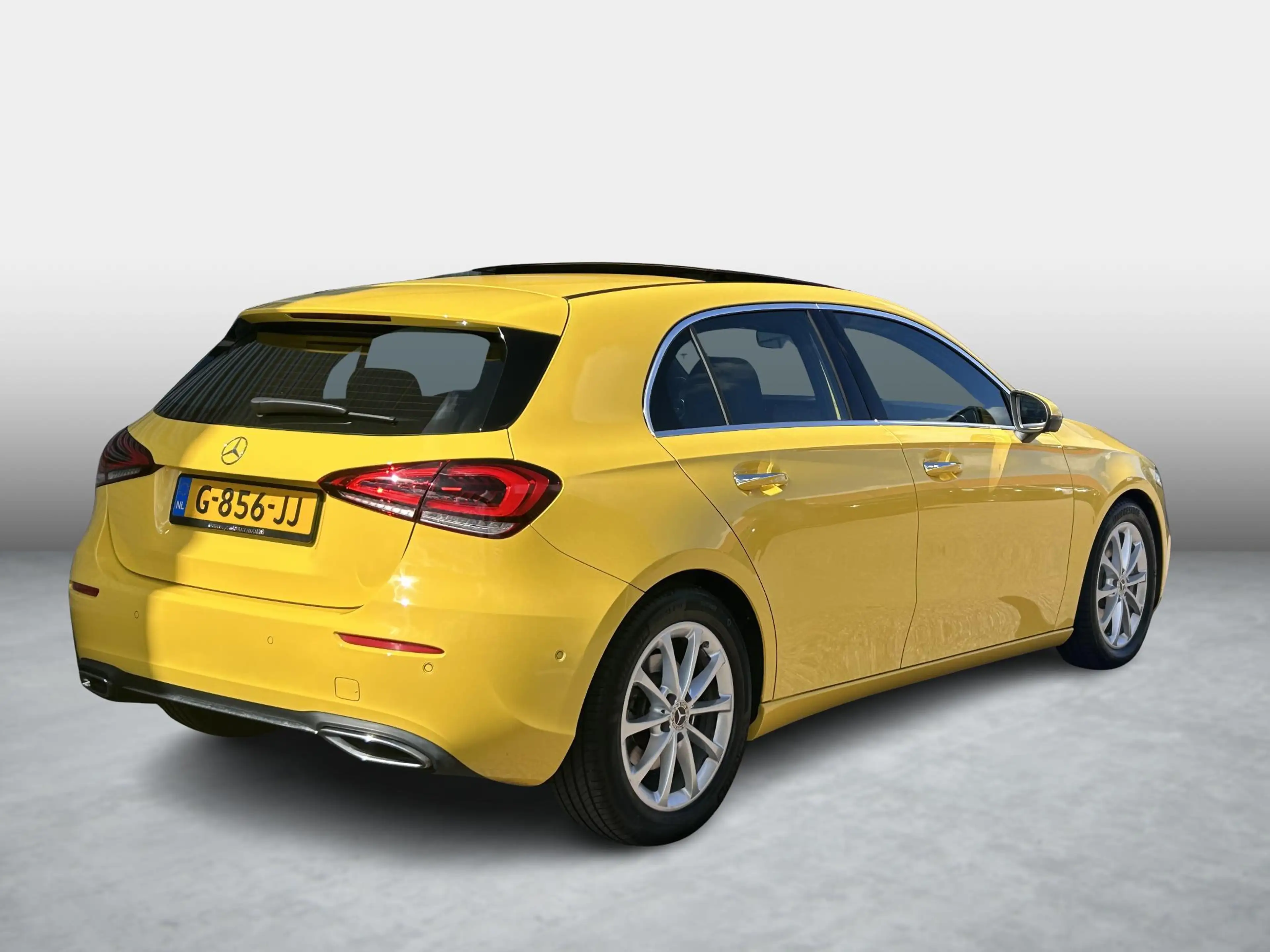 Mercedes-Benz A 220 Launch Edition Premium Plus | Panoramadak | Burmes — photo 2
