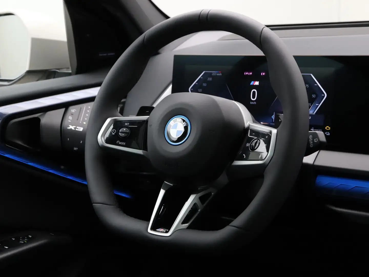 BMW X3 30e xDrive M-Sport Pro Aut. Grijs - 2