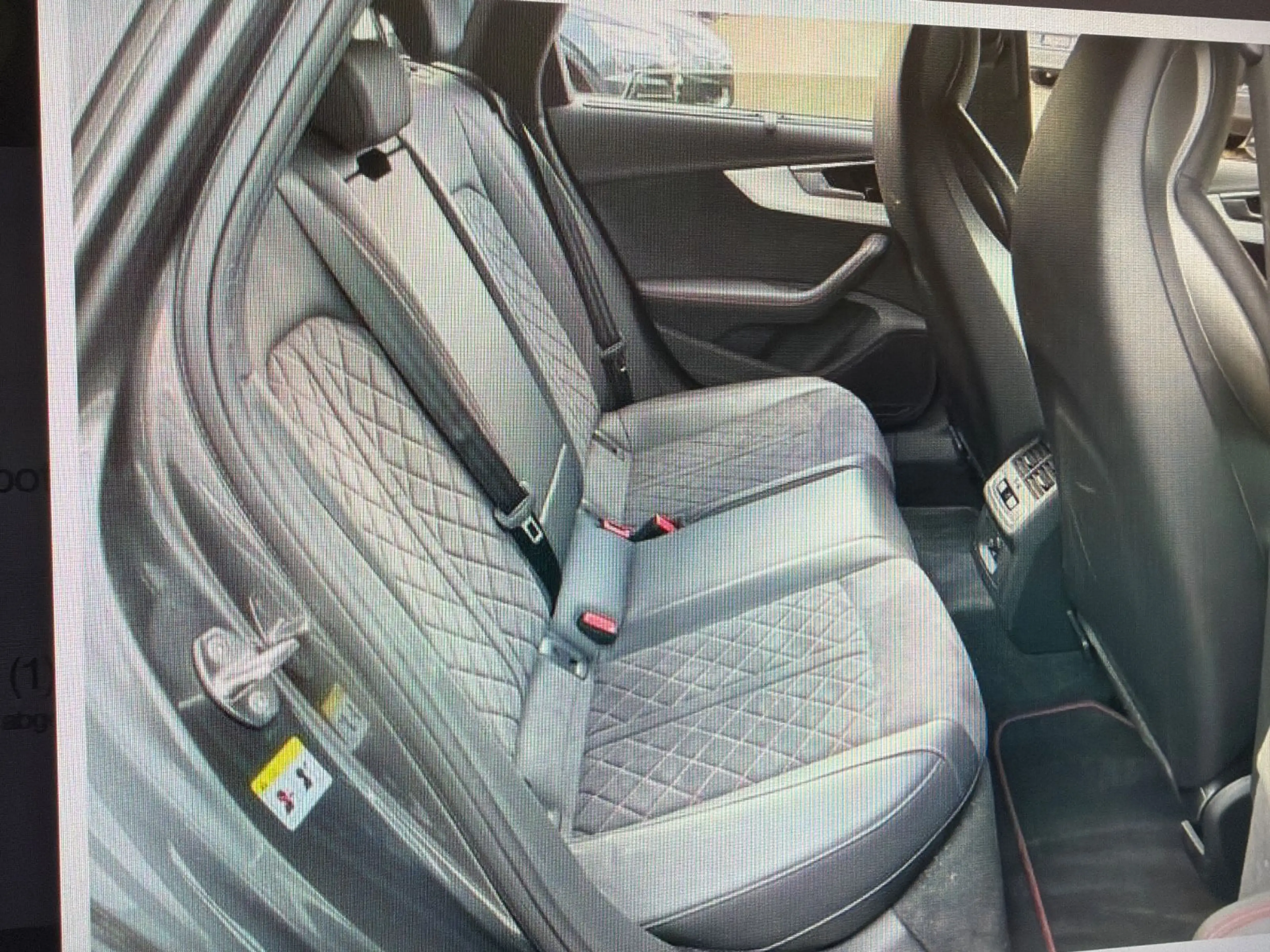 Audi A4 Avant 40 TDI quattro S line/S-SITZE/TOTWINKEL — photo 4