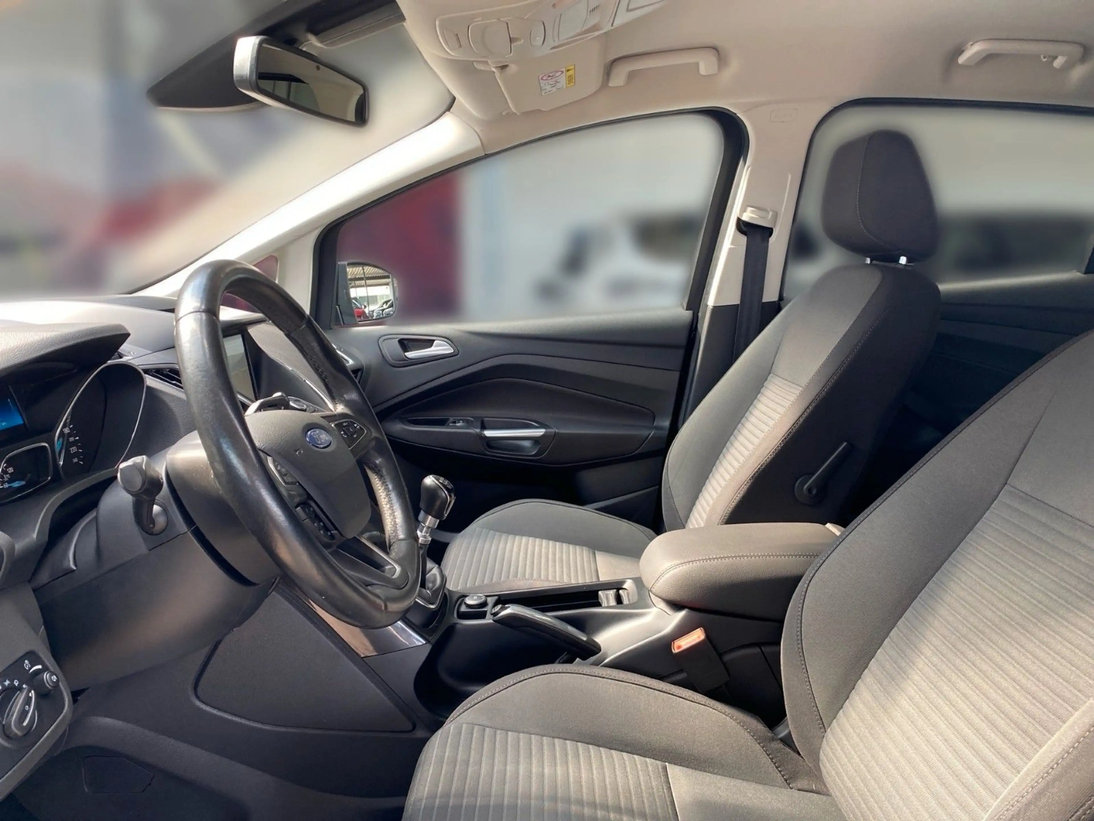 Ford C-Max C-MAX Titanium — photo 7