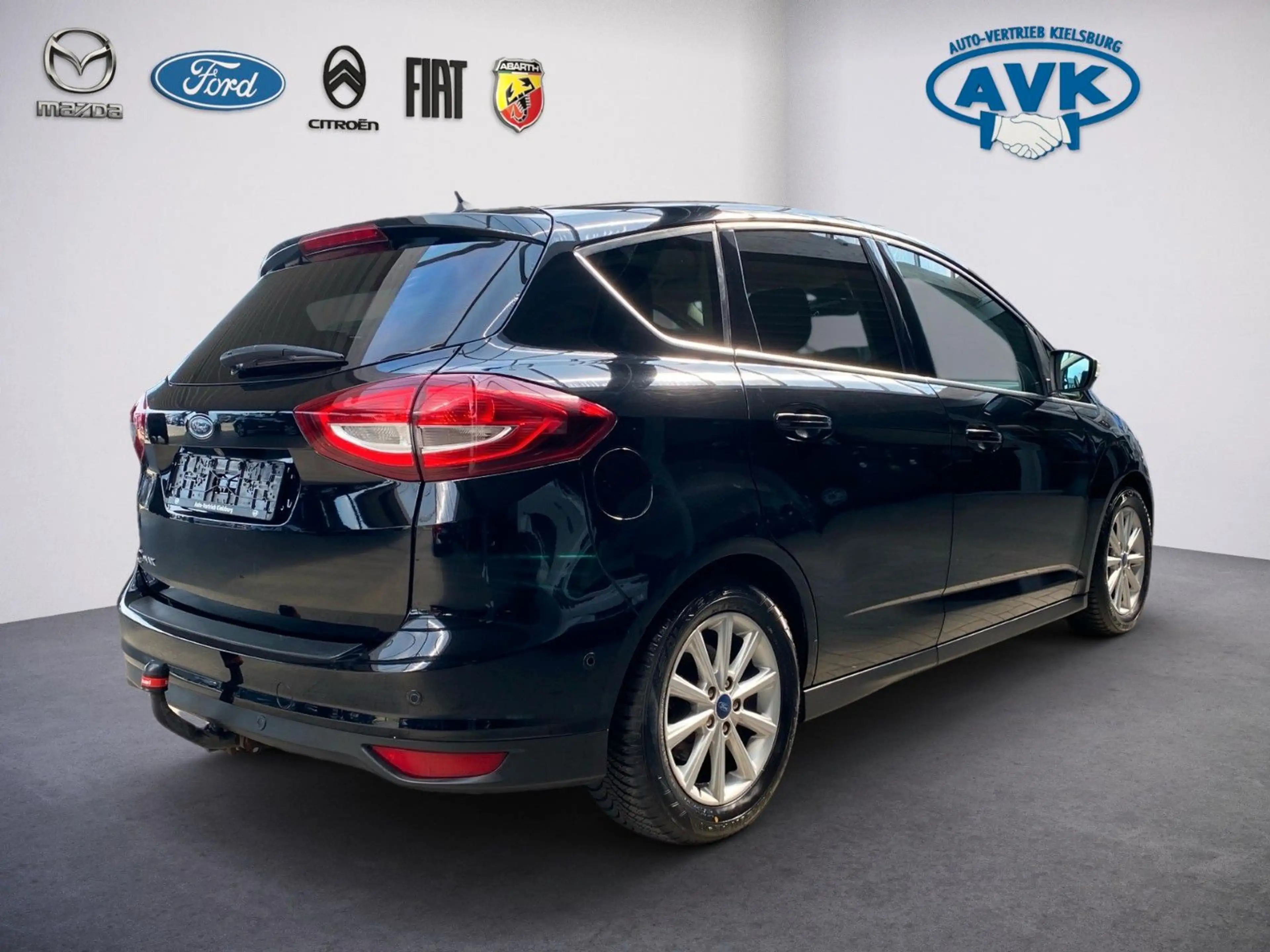 Ford C-Max C-MAX Titanium — photo 4