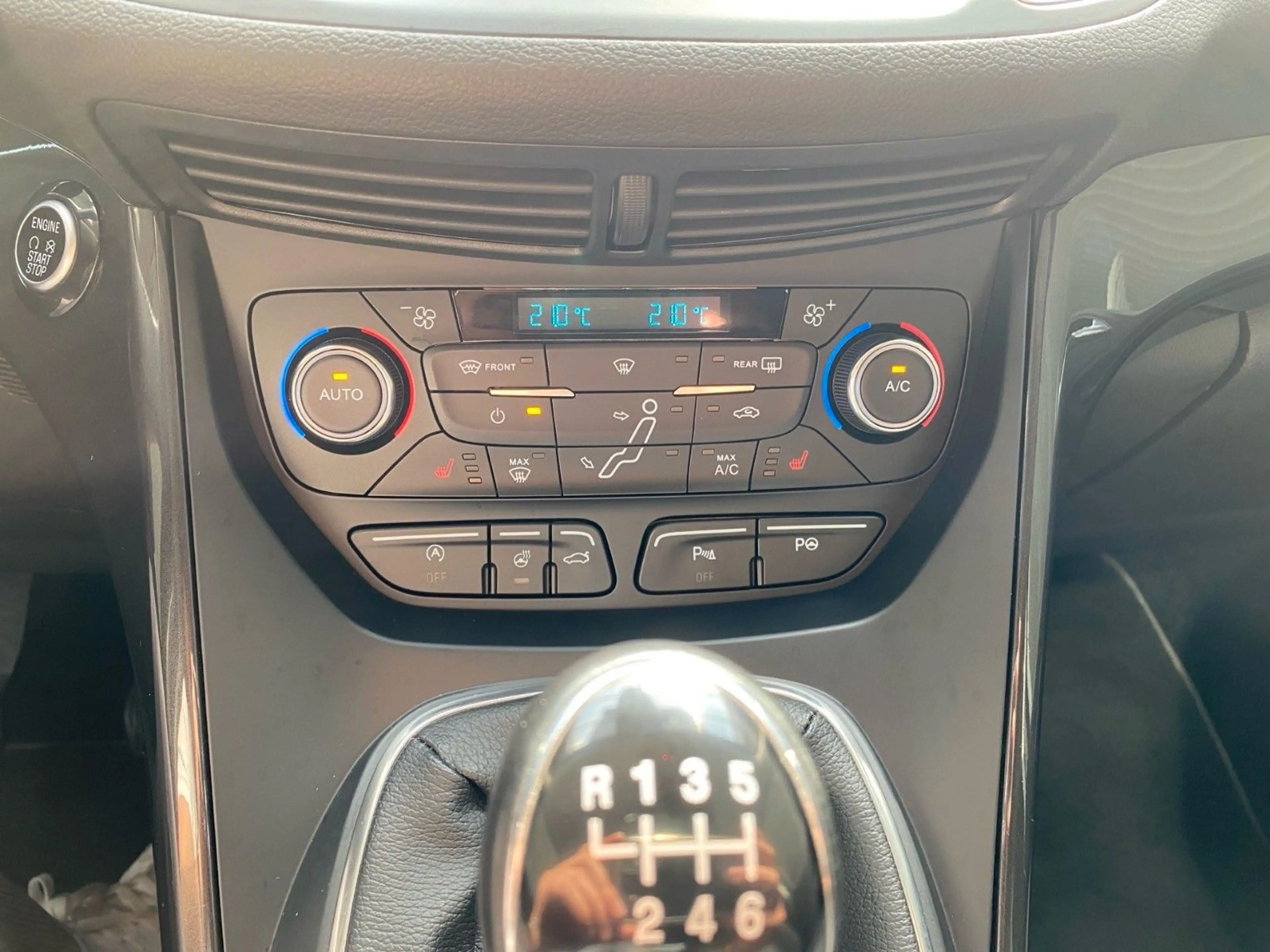 Ford C-Max C-MAX Titanium — photo 14