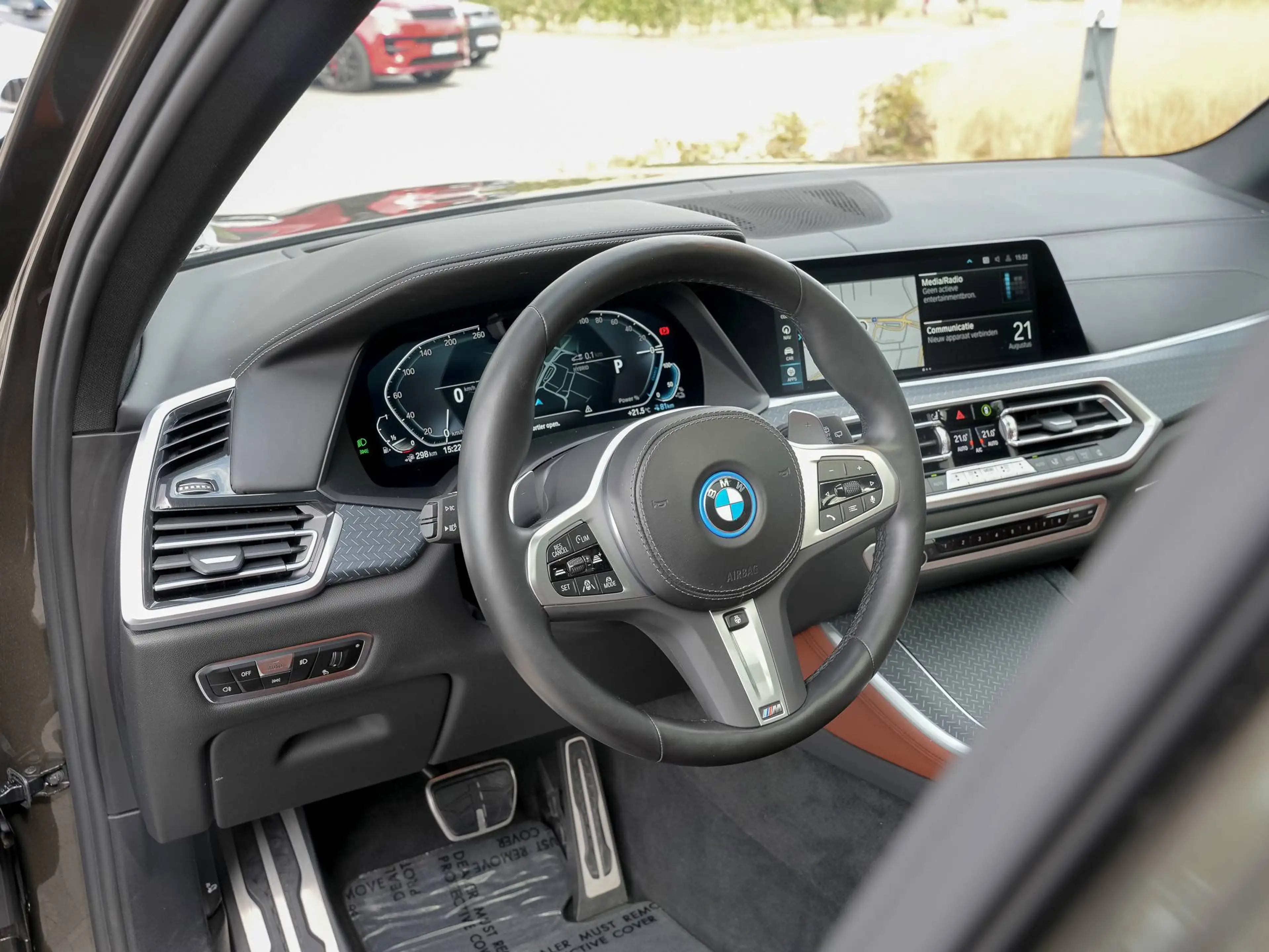 BMW X5 xDrive45e - M Sport - Sky Lounge - ACC - Luchtvering - Massage - Ventilatie - ACC - 360° - HUD — photo 14