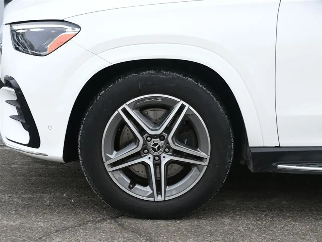 Mercedes-Benz GLE снимка Mercedes-Benz GLE