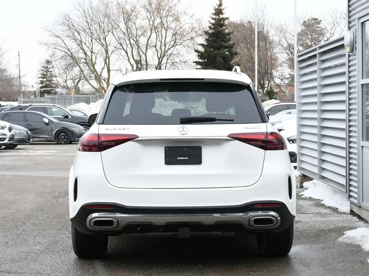 Mercedes-Benz GLE снимка Mercedes-Benz GLE
