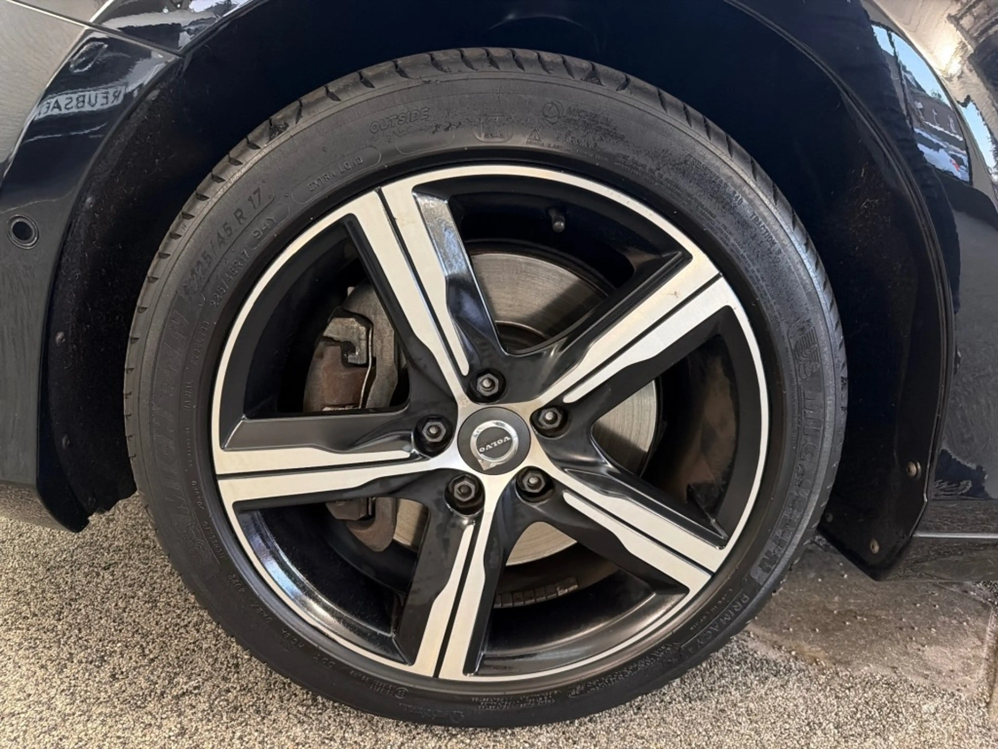 Volvo V40 1.5 T3 R-Design Nap Panodak Clima Navi Cruise Trek — photo 11