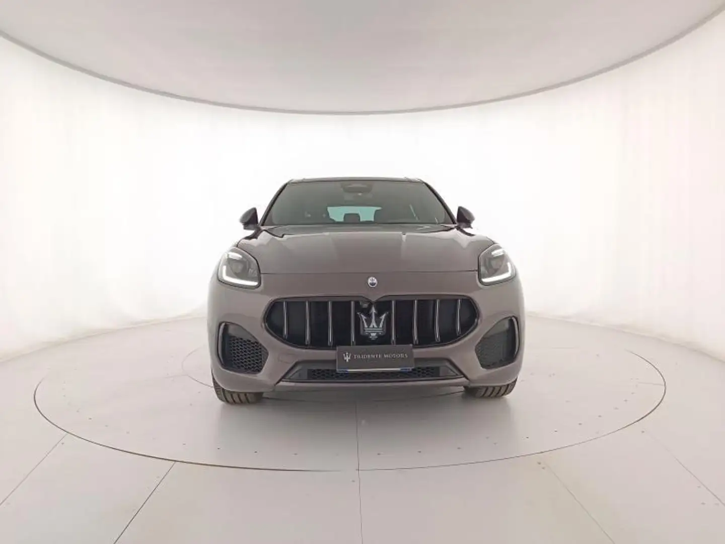 Maserati Grecale 2.0 mhev GT 300cv auto Grigio - 2