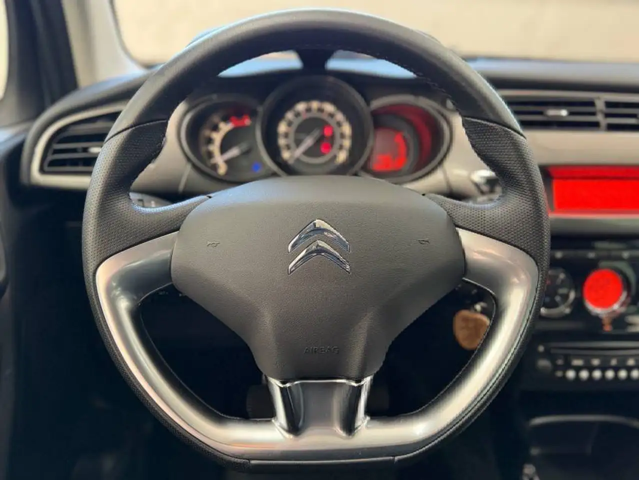 Citroen C3 C3 — photo 4