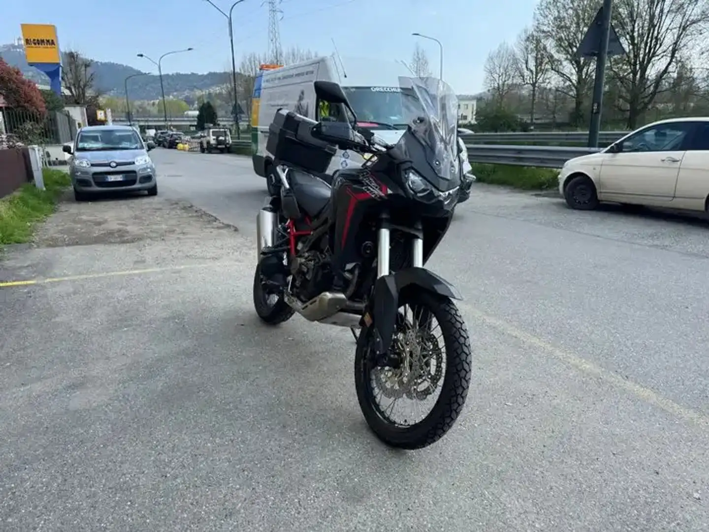 Honda CRF 1100 Africa Twin  L DCT Urban Negru - 1