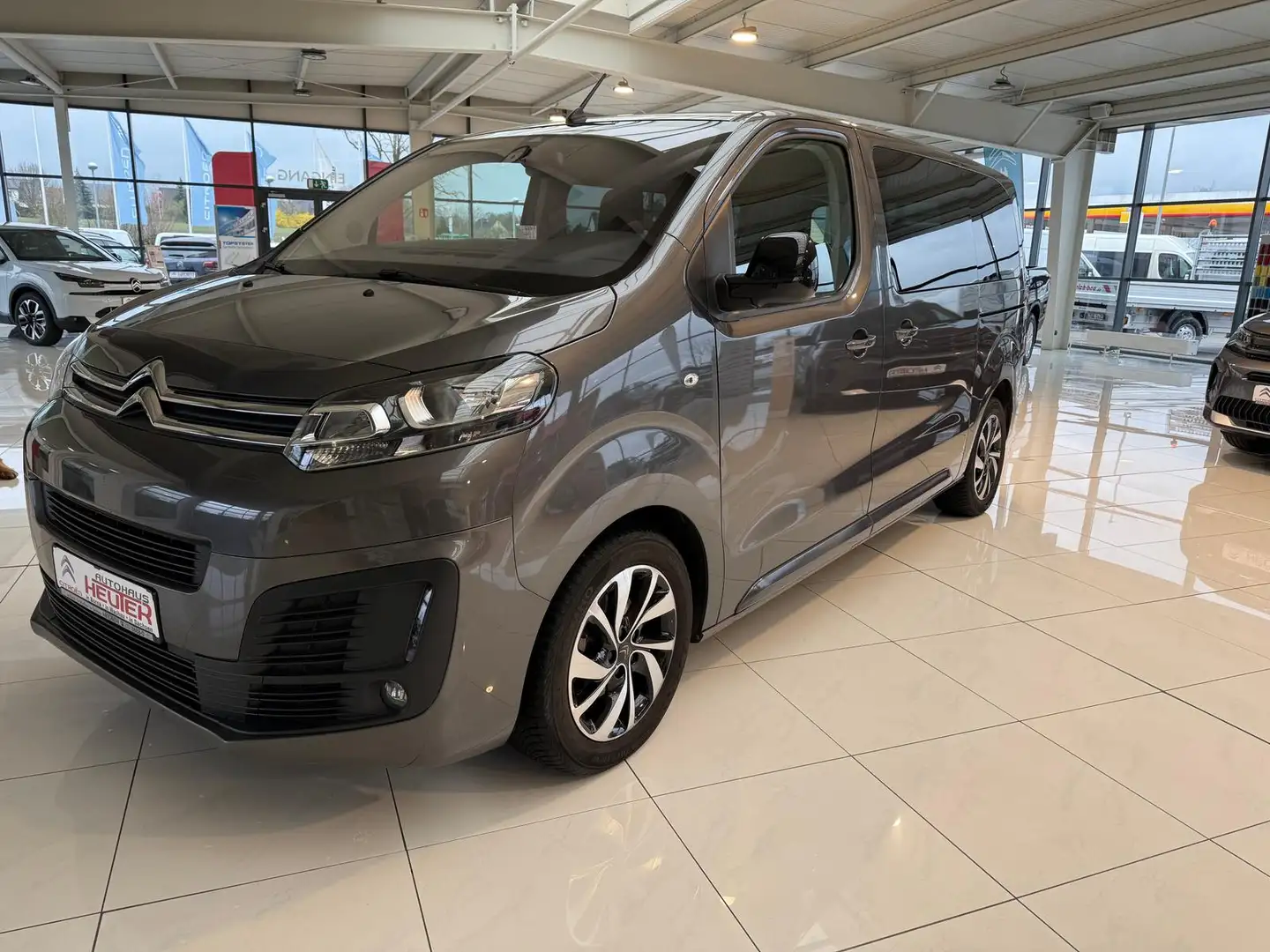 Citroen Spacetourer Feel M 2.0 Blue-HDI 145PS Grau - 1