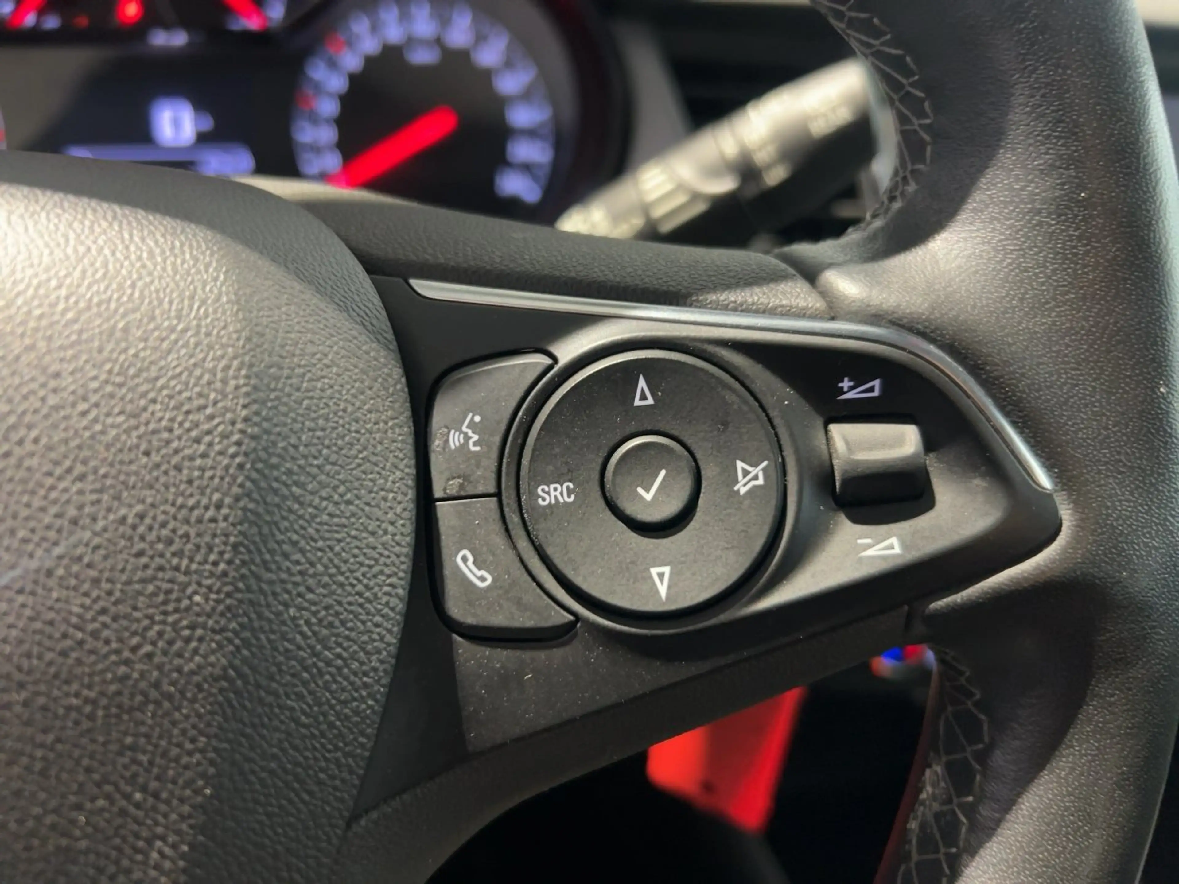 Opel Crossland 1.2 Turbo Enjoy LED+SHZ+Fernlichtass. — photo 15