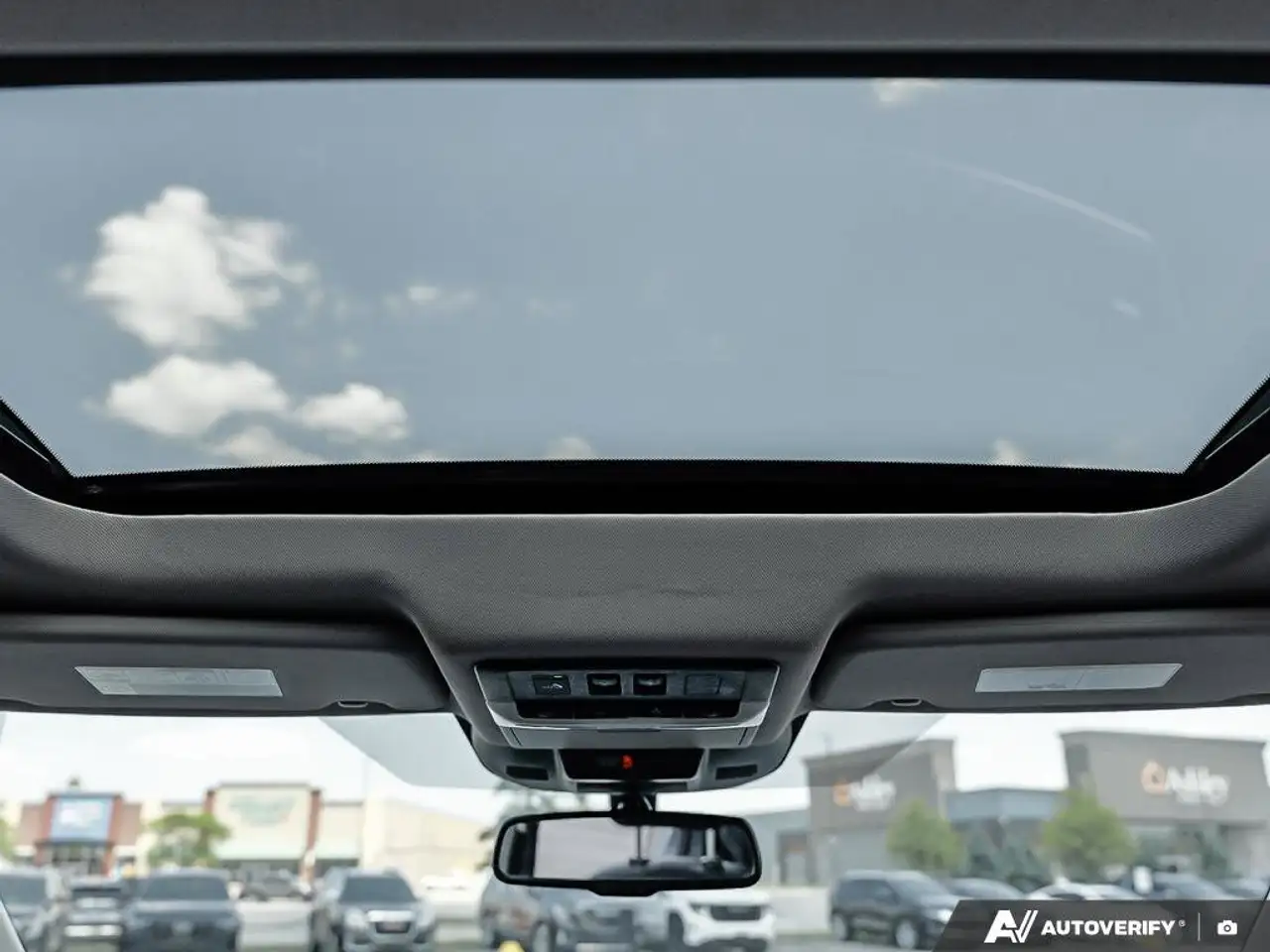 Nissan Rogue photo Nissan Rogue
