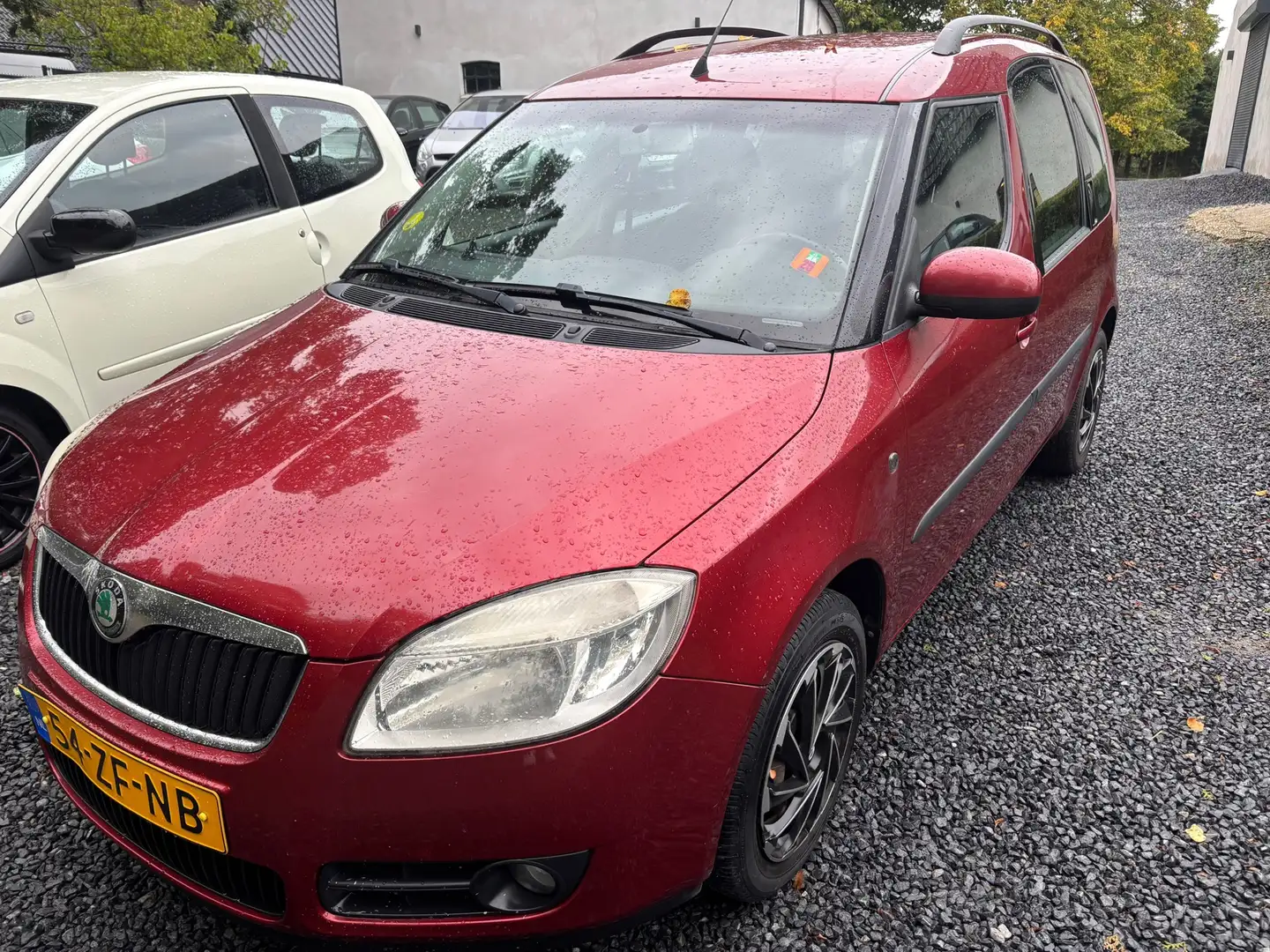 Skoda Roomster 1.4-16V Style AIRCO LET OP!!! DRUKGROEP HOORBAAR Rood - 1