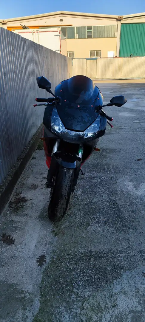 Honda CBR 1000 Fireblade Roşu - 2