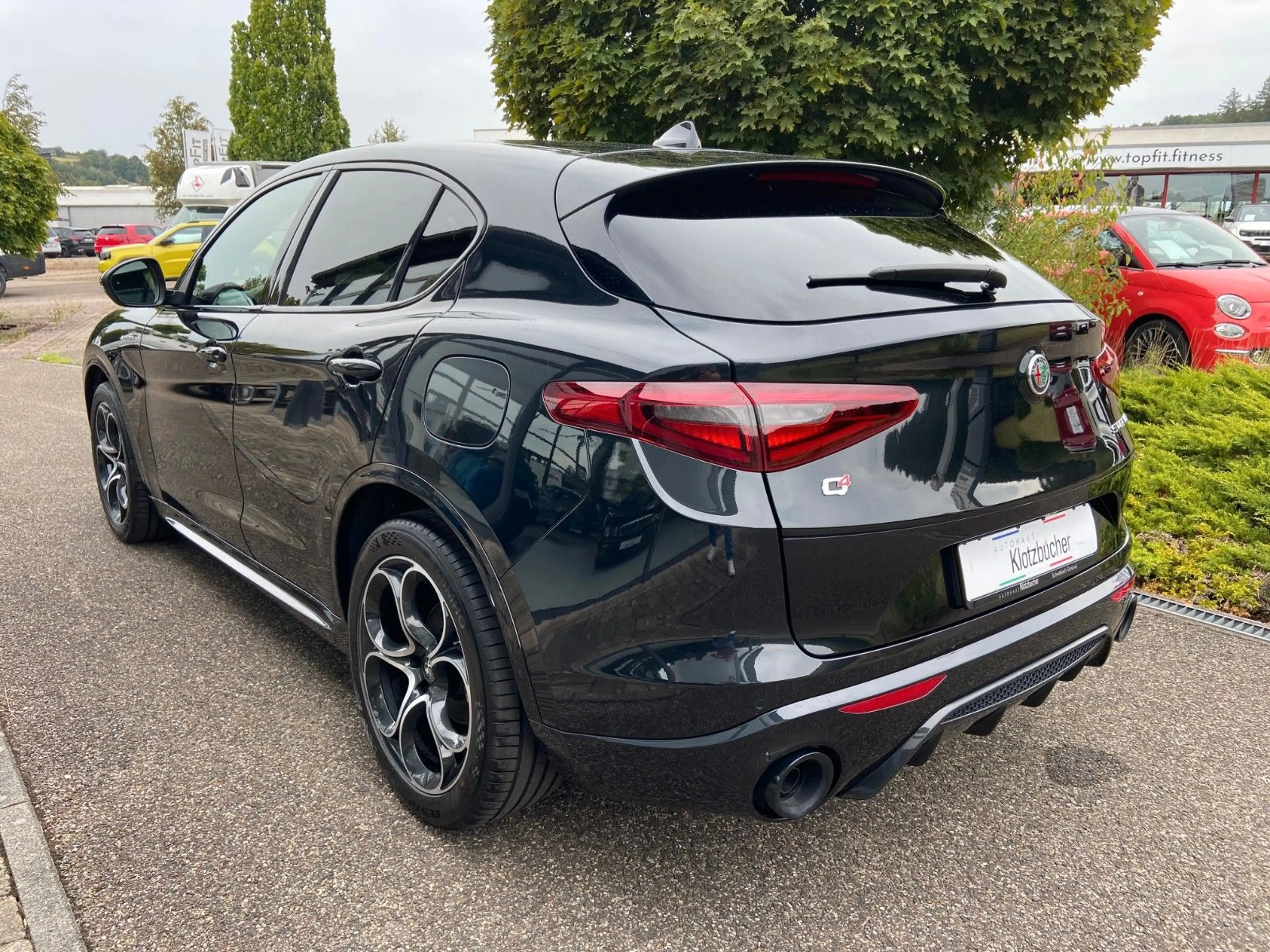 Alfa Romeo Stelvio Veloce Q4 — photo 3